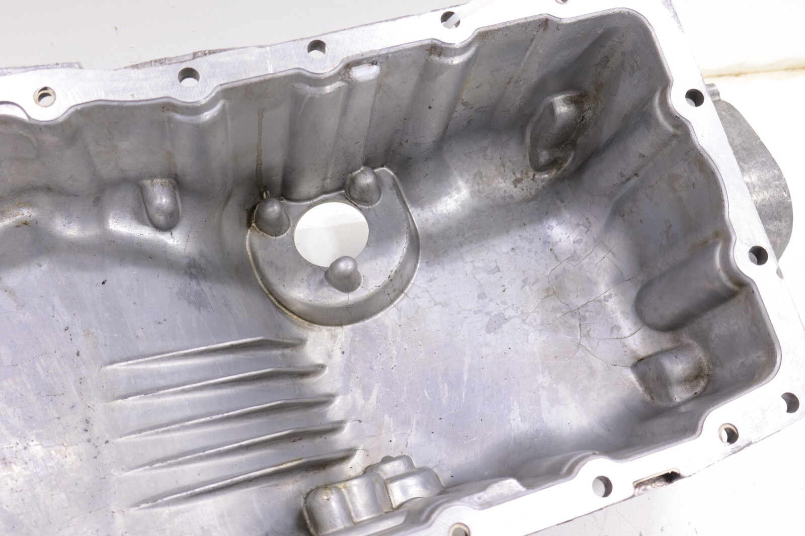 Volkswagen Passat Audi A4 Quattro 2001-2005 OEM Engine Oil Pan – Image 13