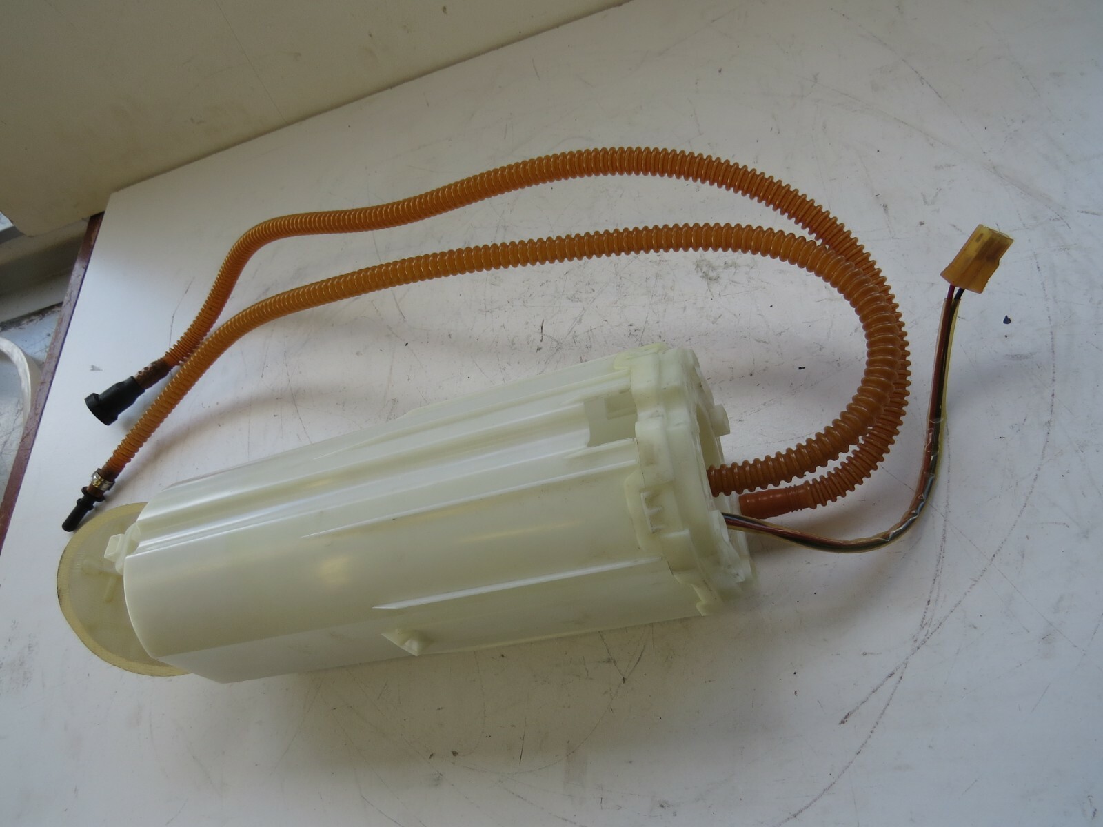 Audi VW 2004 2005 2006 2007 2008 2009 OEM Fuel Pump Module 3D0919087M - Image 5