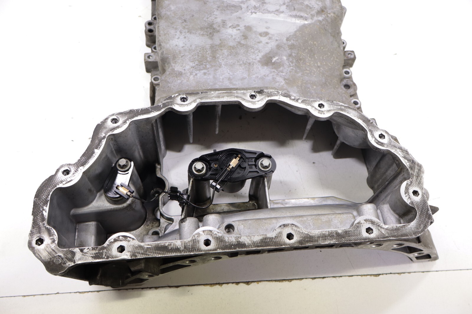 Mercedes GL350 GLS350d ML350 3.0L DIESEL 2012-2017 OEM Engine Oil Pan Upper – Image 6