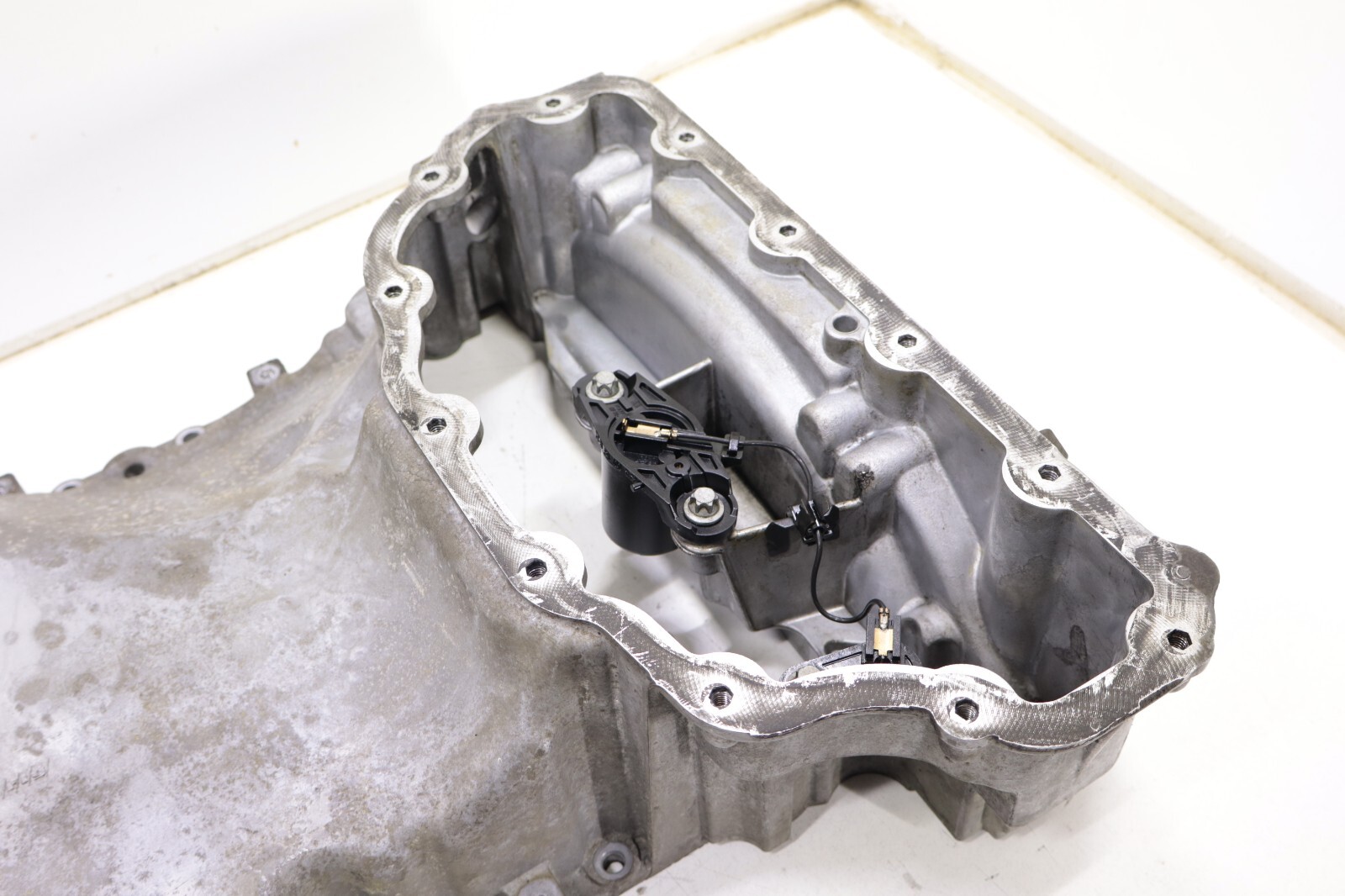Mercedes GL350 GLS350d ML350 3.0L DIESEL 2012-2017 OEM Engine Oil Pan Upper – Image 13