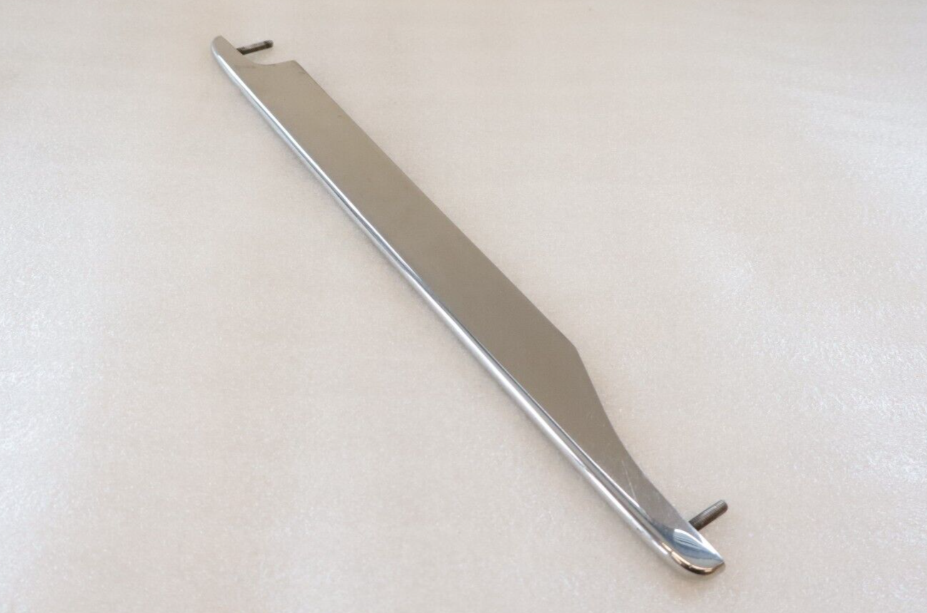 Aston Martin DB7 Vantage 2000-2004 Fender Grill Blade Front Left (Driver Side) – Image 6
