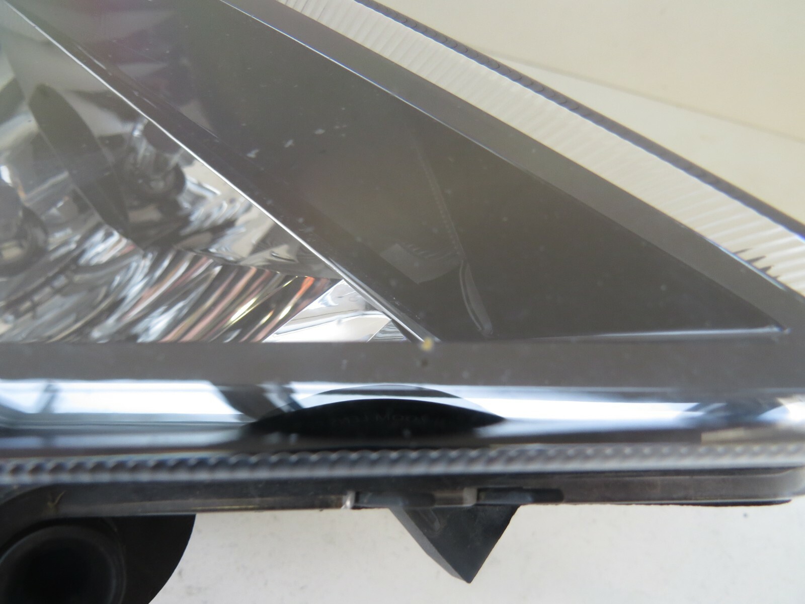 Volkswagen Tiguan 2018-2019 OEM Right Side Fog Light Lamp - Image 6