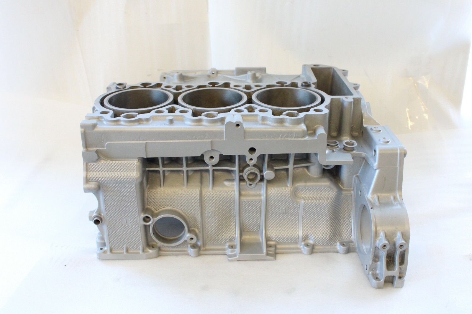 Porsche 911 996 3.4L H6 1999 2000 2001 OEM Right Side & Left Side Engine Block - Image 5