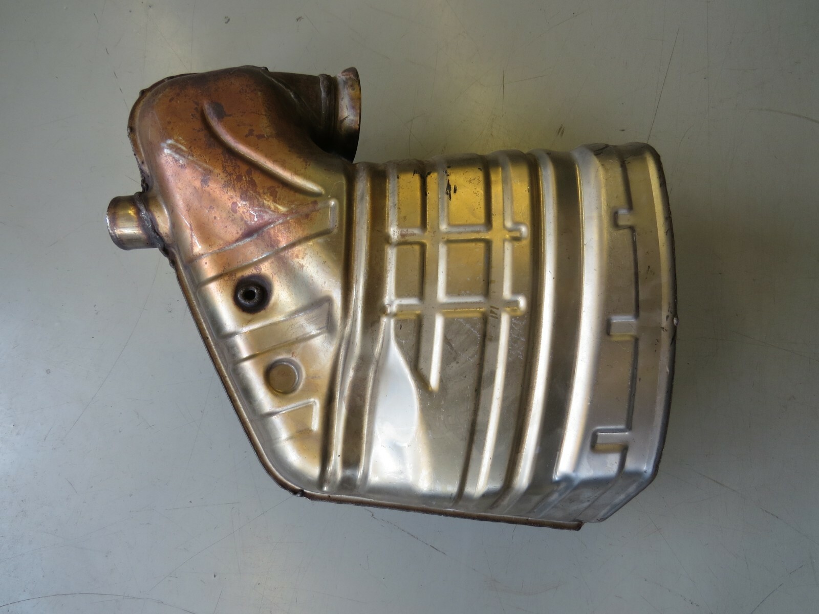 Porsche 911 997 Carrera 2005-2008 Carrera OEM Left Side Exhaust Muffler - Image 3