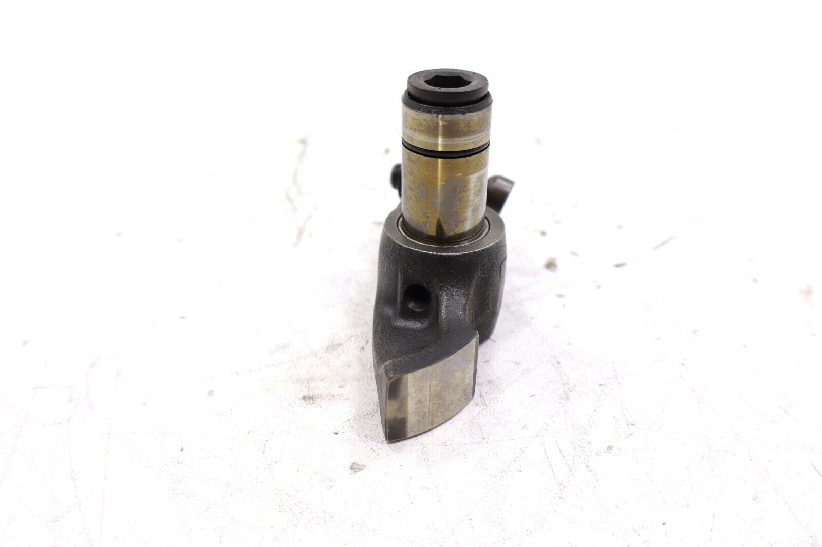 Porsche 1965-1994 OEM Rocker Arm W/Adjustment Screw and Pin – Image 2