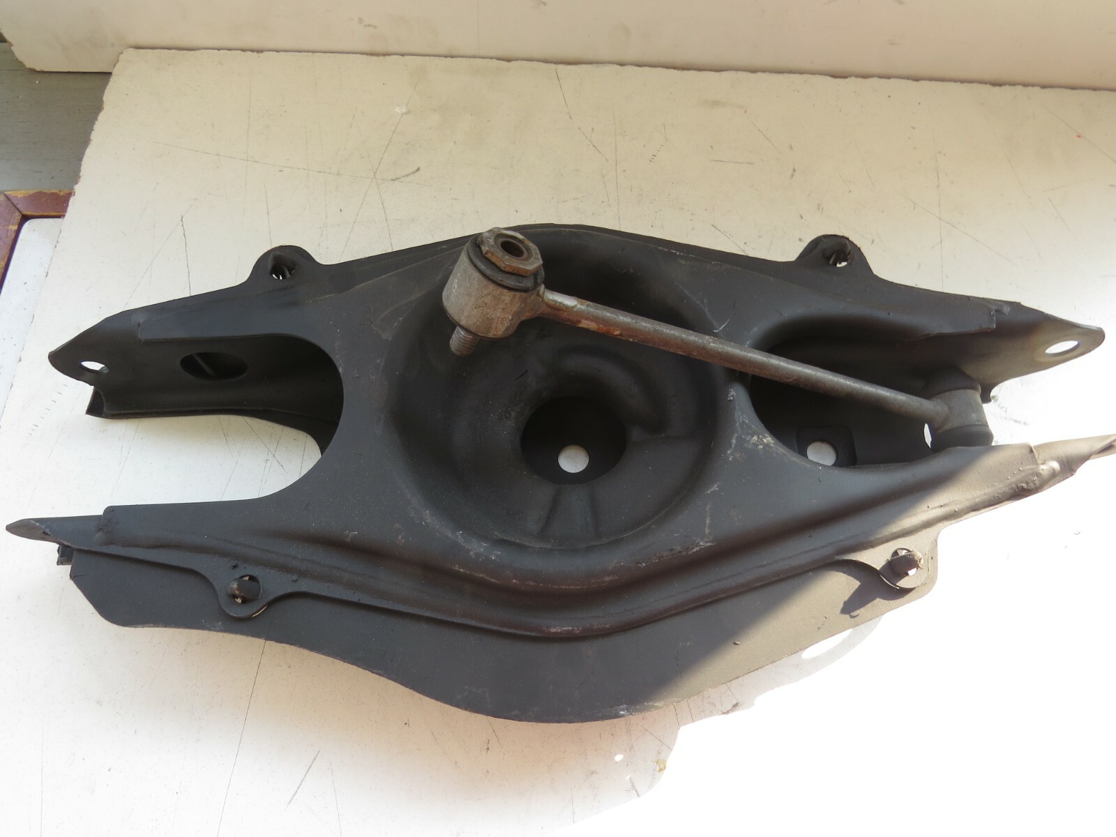 Mercedes-Benz C250 2008-2018 OEM Left Lower Control Arm (With Cover) 2043503506 - Image 7
