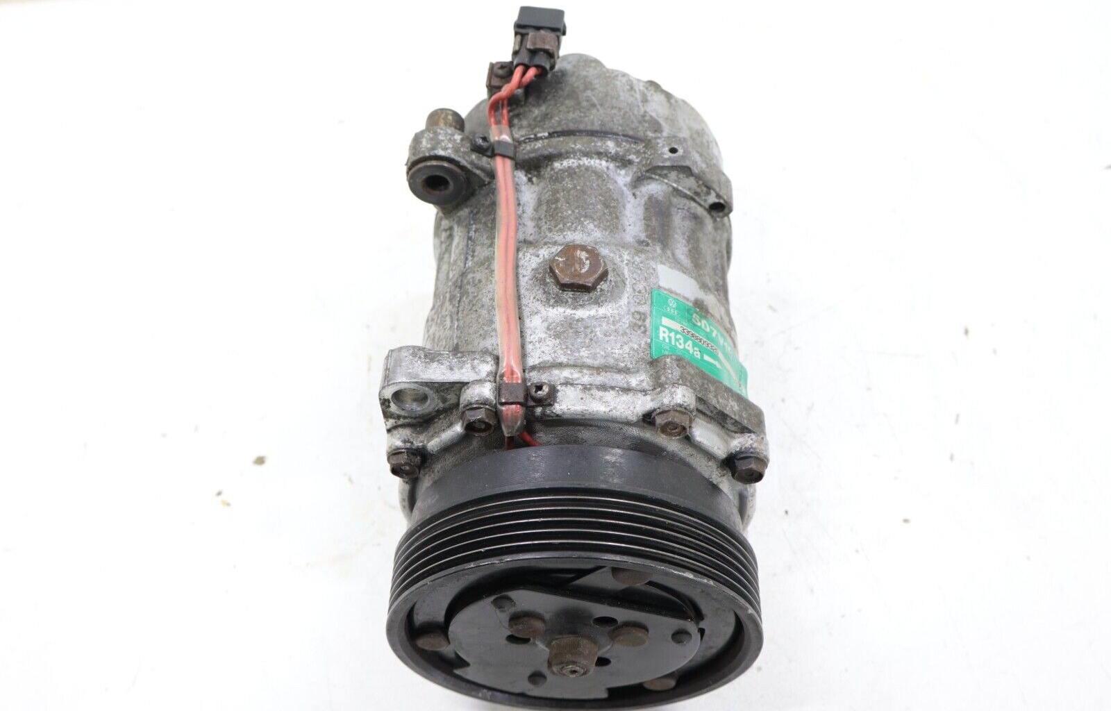 VW Cabrio Golf Jetta Passat 1993-2002 OEM Air Conditioning Compressor w/Clutch – Image 3