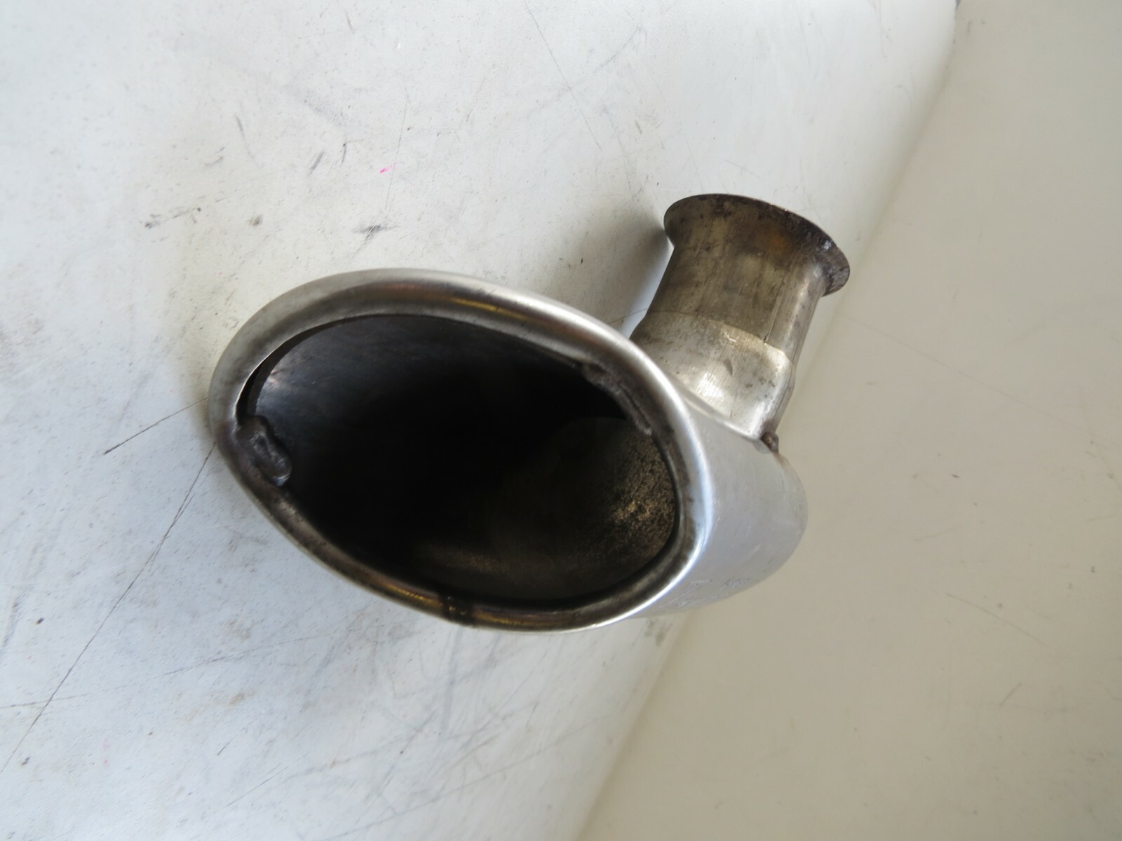 Porsche 911 996 1999-2001 OEM Right Side Exhaust Tail Pipe - Image 10