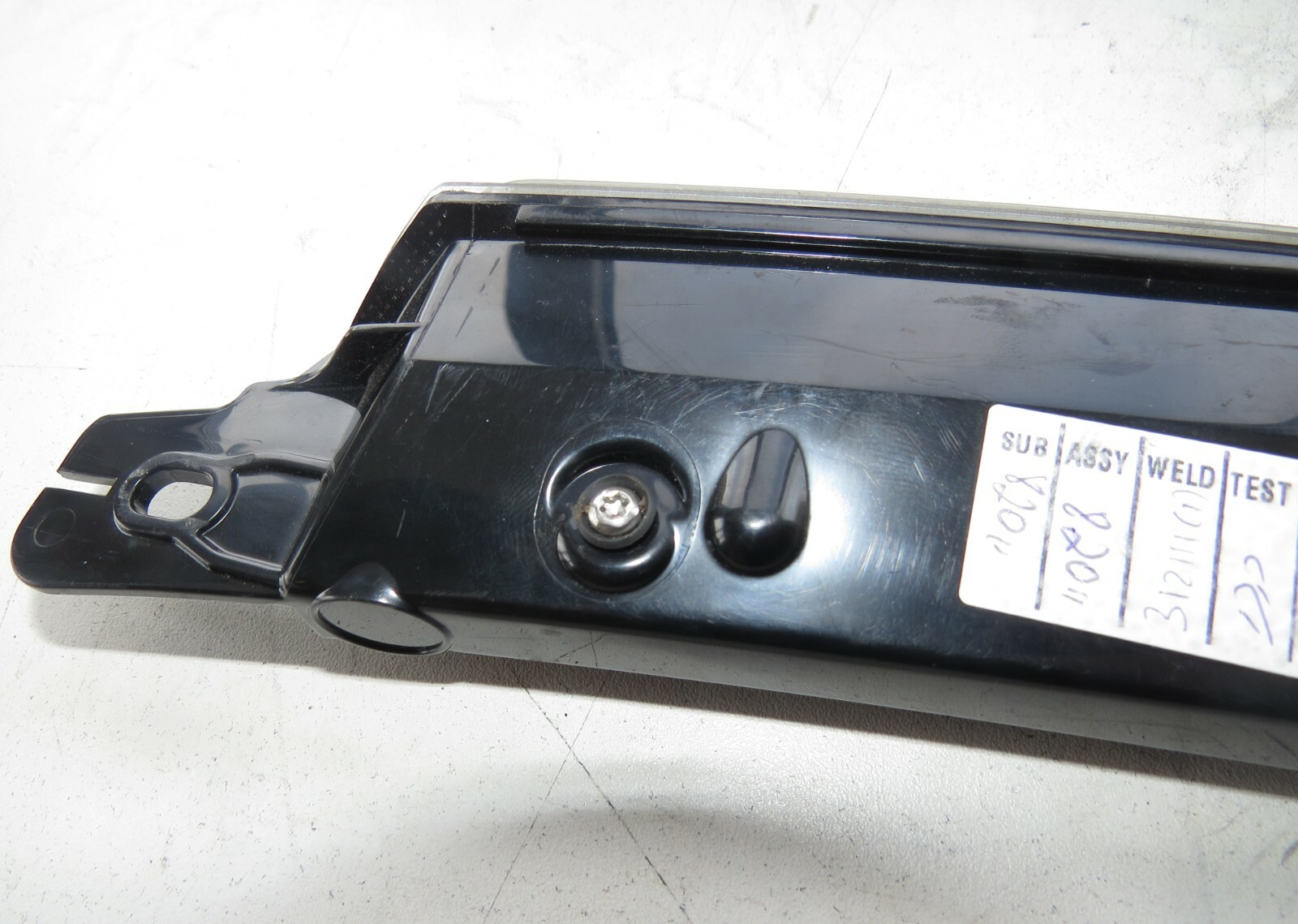 Rolls-Royce Cullinan 2019-2024 OEM High Level Brake Light - Image 6