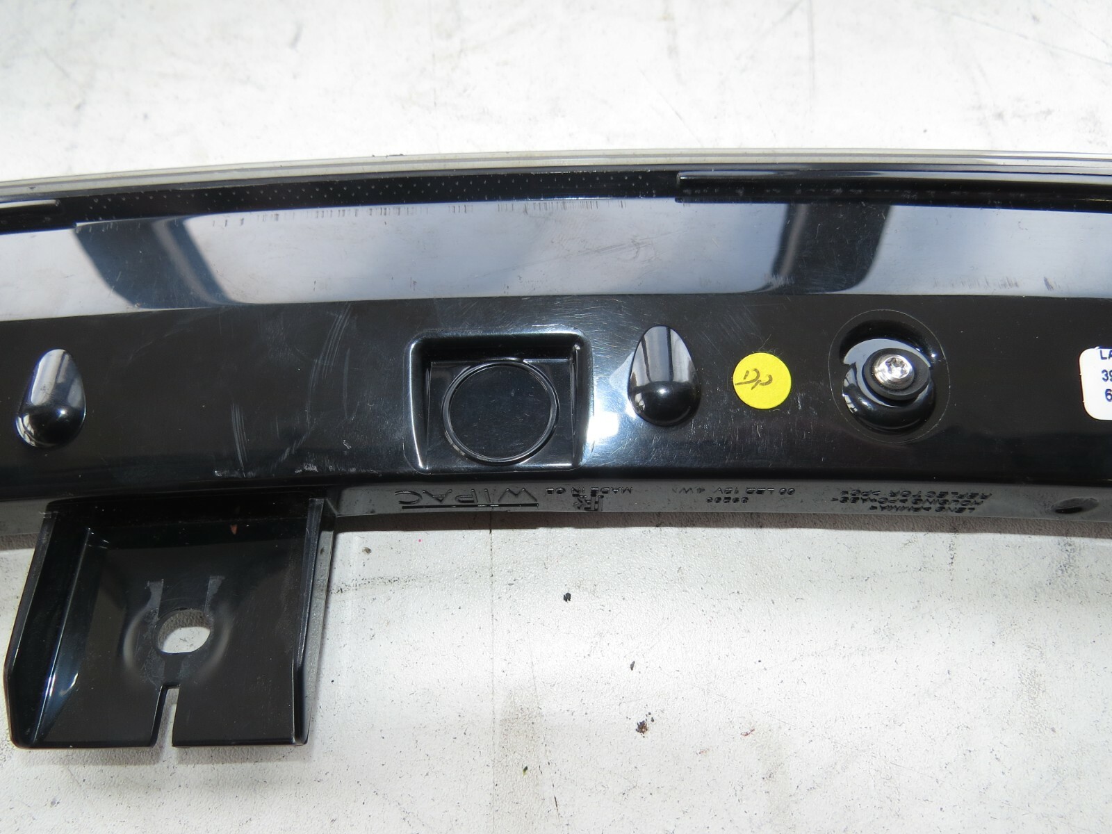 Rolls-Royce Cullinan 2019-2024 OEM High Level Brake Light - Image 7