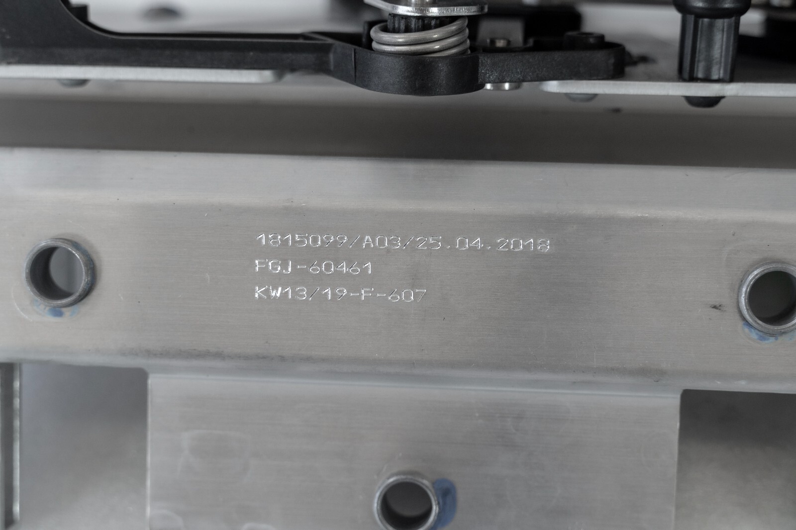 Rolls Royce Cullinan Spirit of Ecstasy Retraction Mechanism OEM 2018-2023 + Core - Image 15