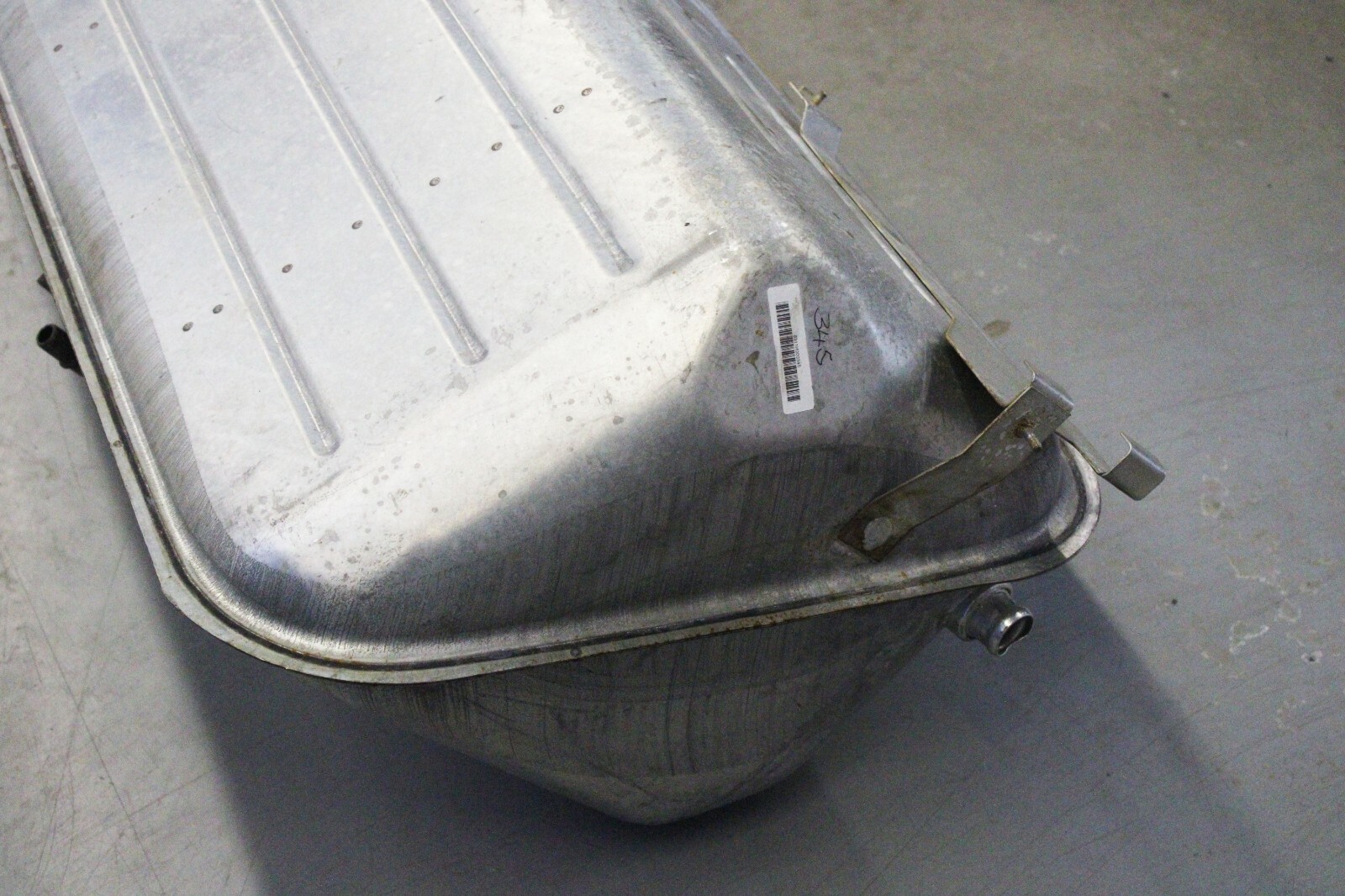 Bentley Mulsanne OEM Fuel Tank 2010 2011 2012 2013 2014 2015 2016 2017 2018-2020 – Image 6