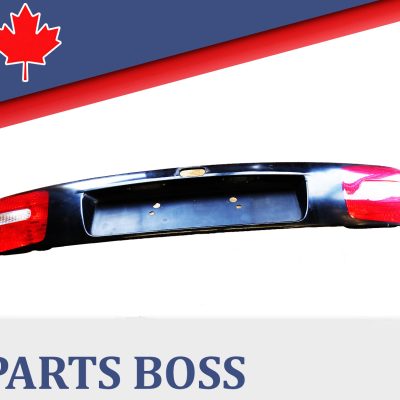Volvo V40 2000 2001 2002 2003 2004 OEM Tail Light Assembly Rear Center