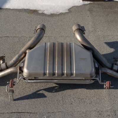 Aston Martin DBX 2020 2021 2022 2023 OEM Rear Exhaust Muffler Assembly