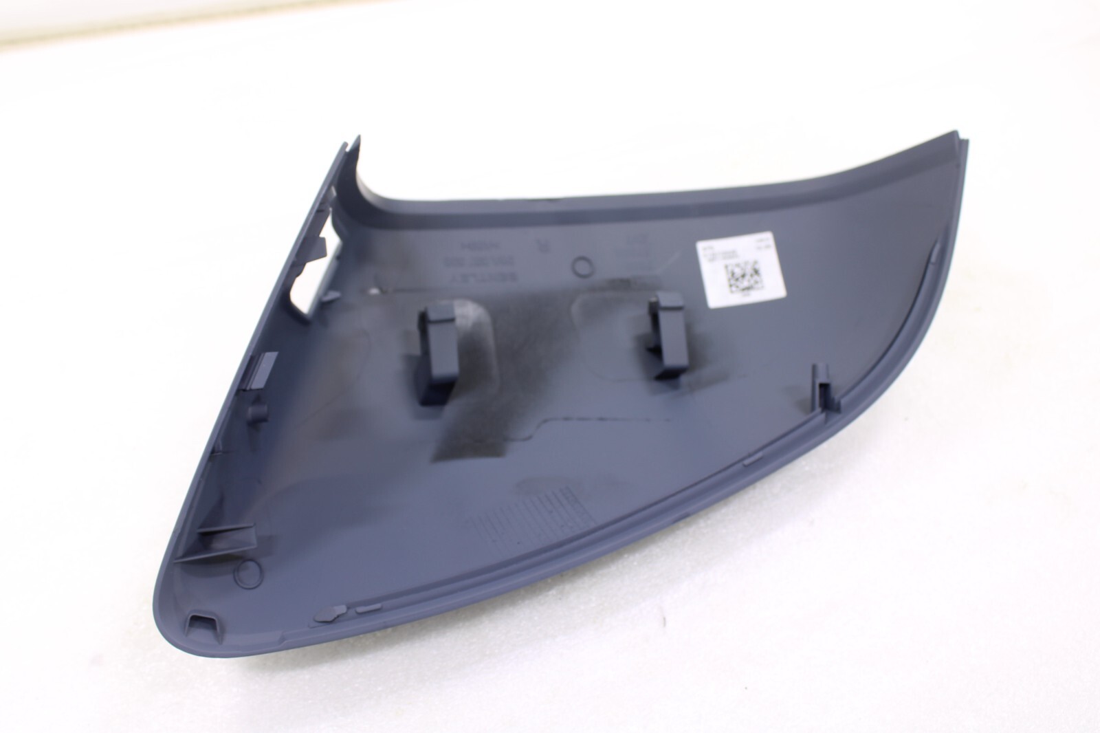 Bentley Bentayga 2016-2018 OEM Side View Mirror Cap Cover Primed Right Side – Image 2