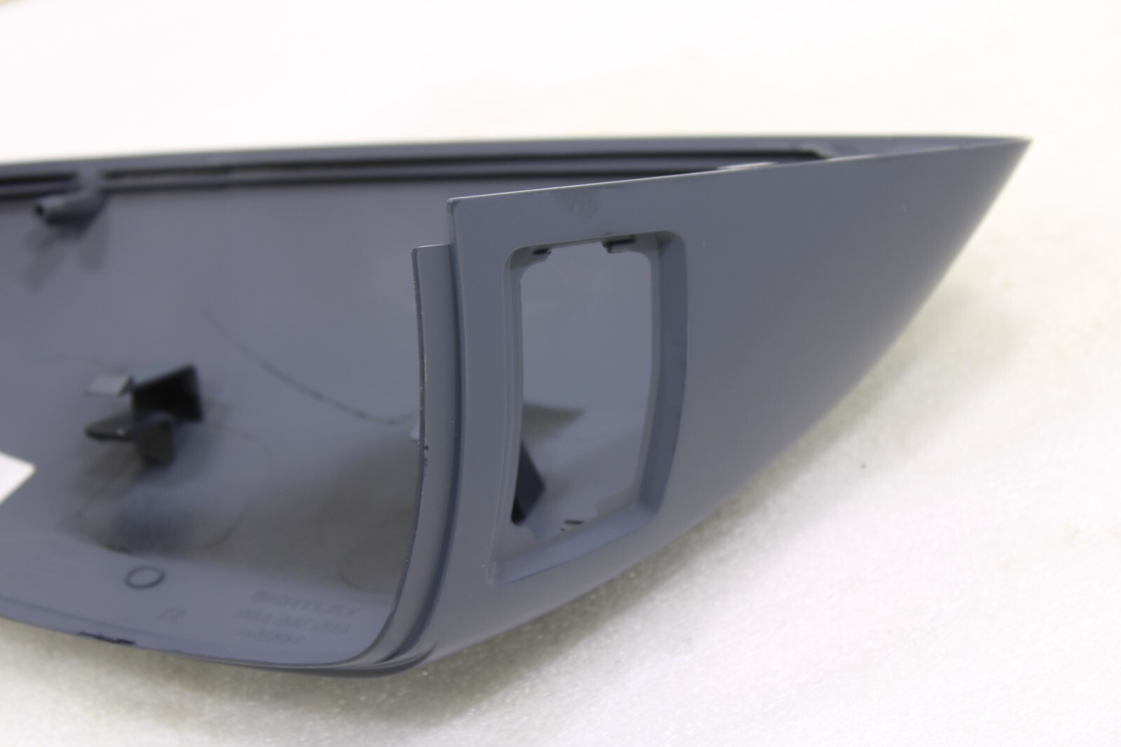 Bentley Bentayga 2016-2018 OEM Side View Mirror Cap Cover Primed Right Side – Image 8