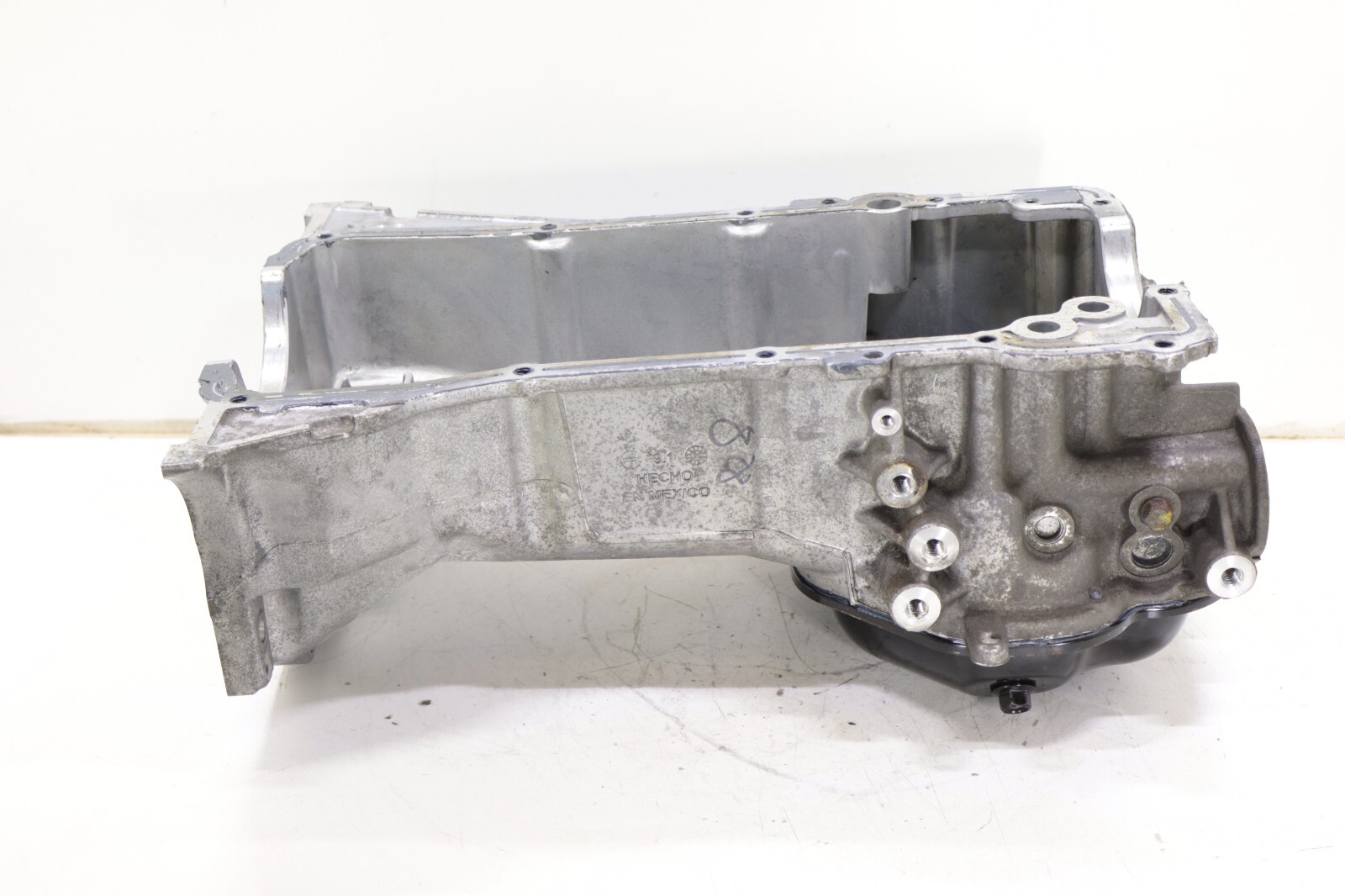 Nissan Infiniti 3.5L V6 2007-2023 OEM Engine Oil Pan Upper & Lower - Image 7