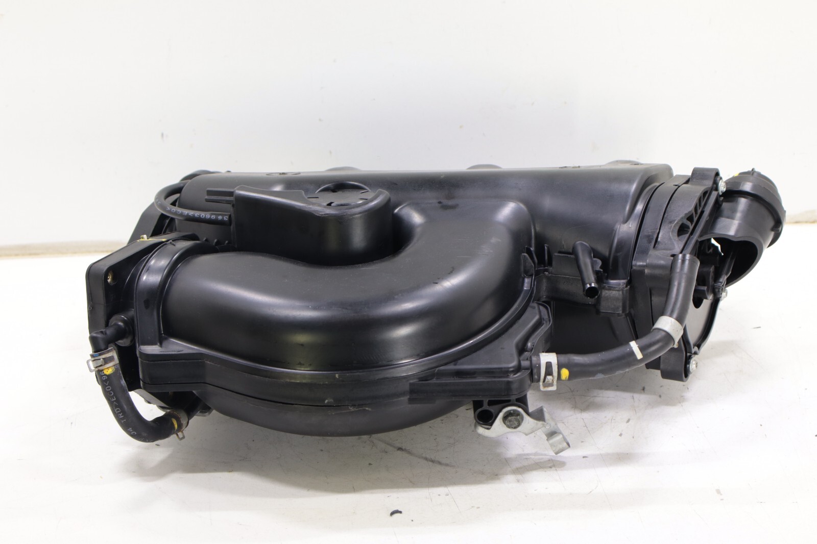 Nissan Infiniti 3.5L V6 2007-2023 OEM Engine Intake Manifold Upper - Image 6