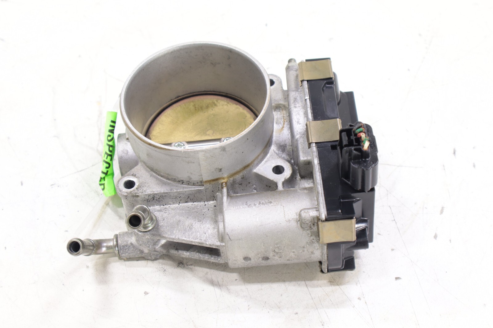 Nissan Infiniti 3.5L V6 2007-2023 OEM Throttle Body w/Electronic Actuator - Image 3