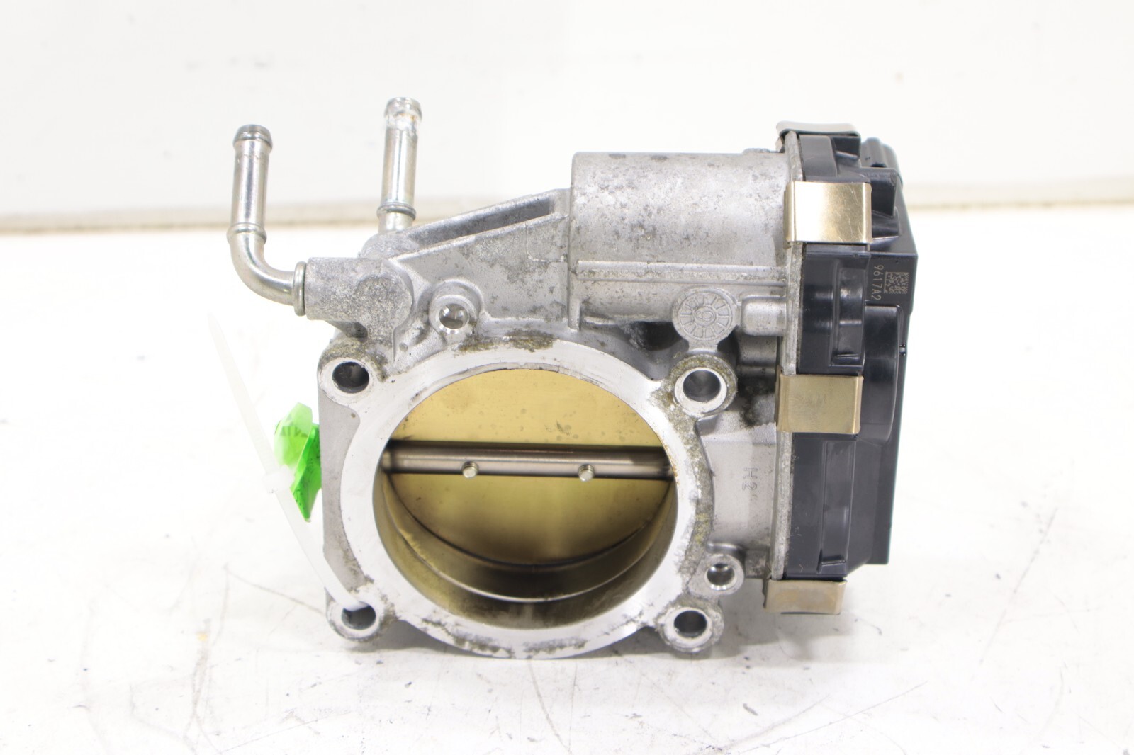 Nissan Infiniti 3.5L V6 2007-2023 OEM Throttle Body w/Electronic Actuator - Image 4