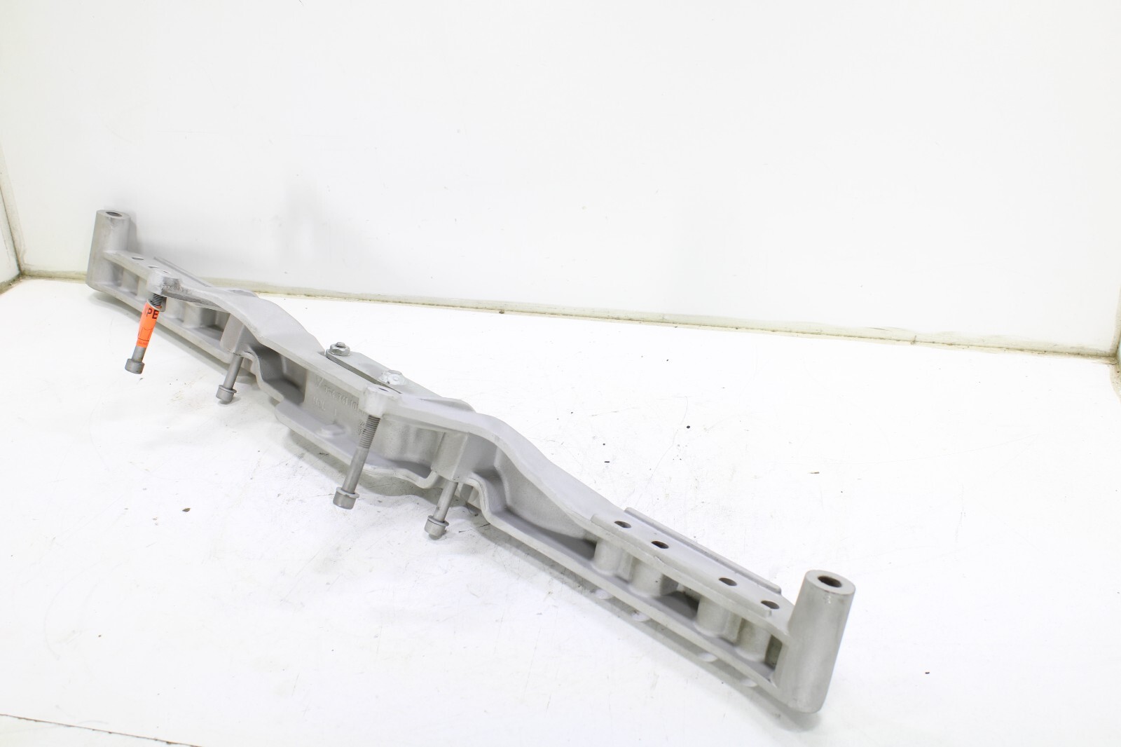 Porsche 911 964 1989-1994 OEM Suspension Crossmember Front – Image 3