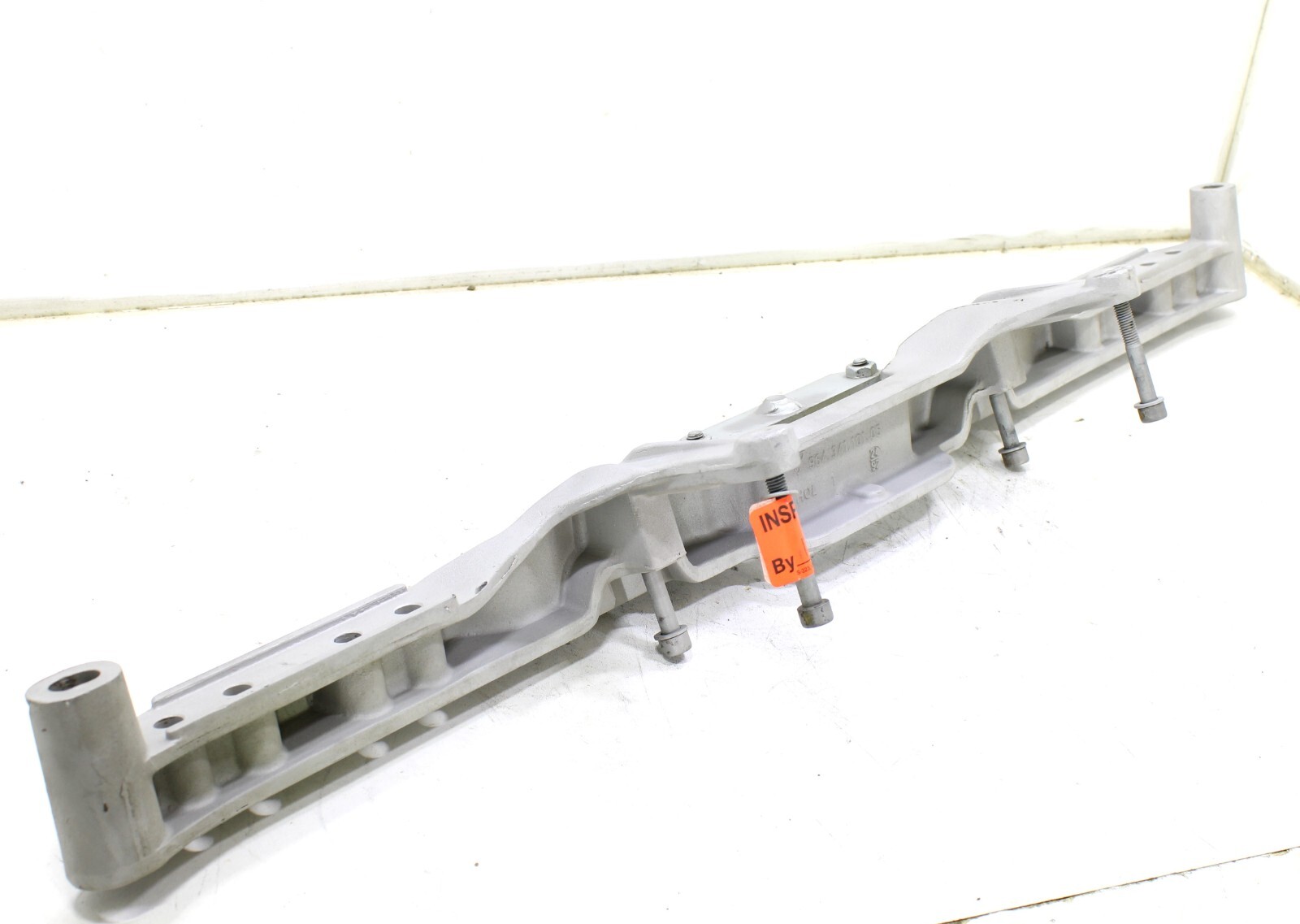 Porsche 911 964 1989-1994 OEM Suspension Crossmember Front – Image 4