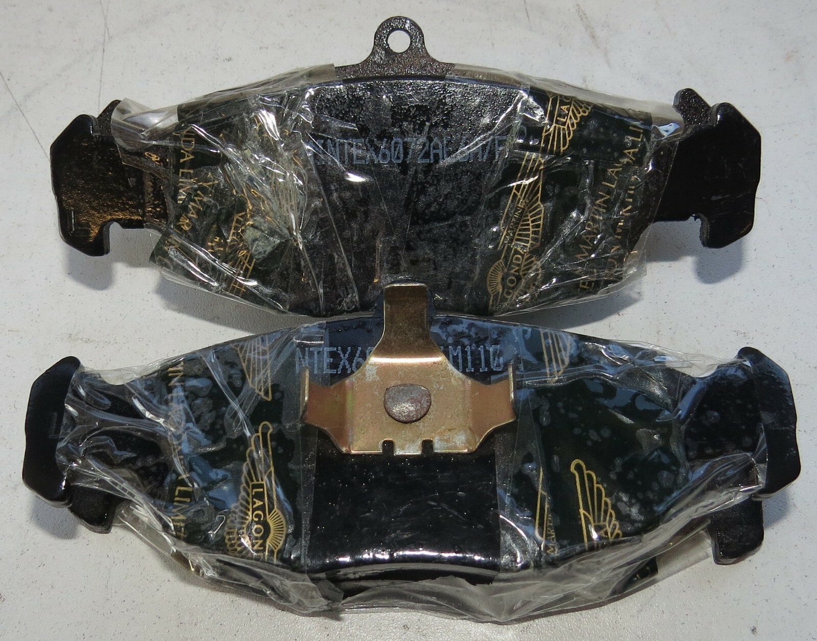 Aston Martin DB7 3.2L 1997-1999 OEM NOS NEW Brake Pad Set Rear – Image 2