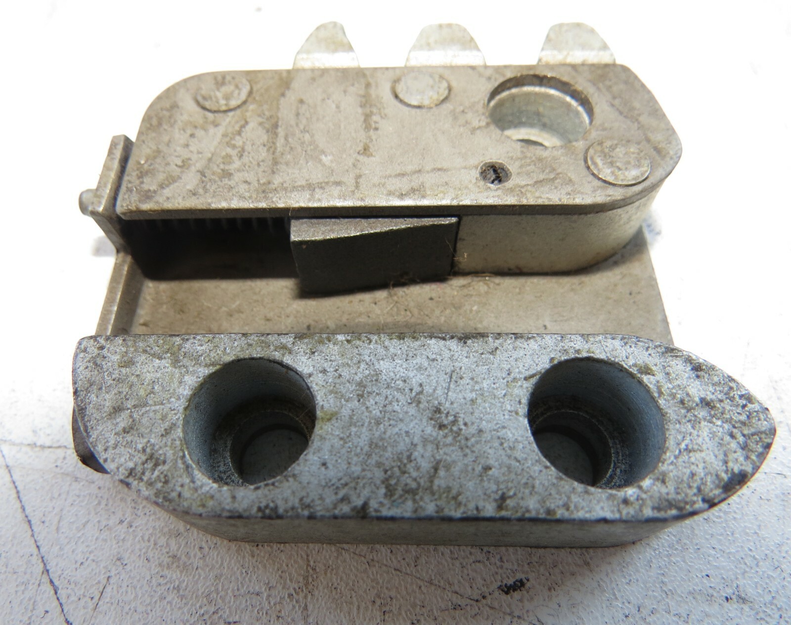 Bentley Rolls Royce 1955-1965 OEM NOS Door Striker Plate Right (Passenger Side) – Image 3