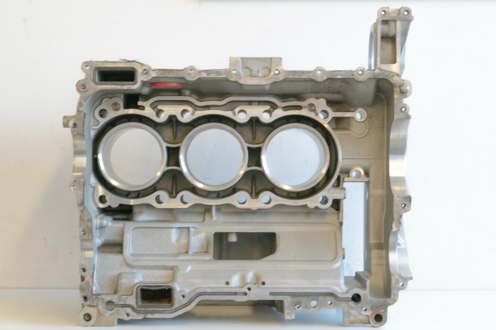 Porsche Boxster H6 2.7L 2000 - 2004 OEM Engine Block Right Cylinder 1-3 – Image 6