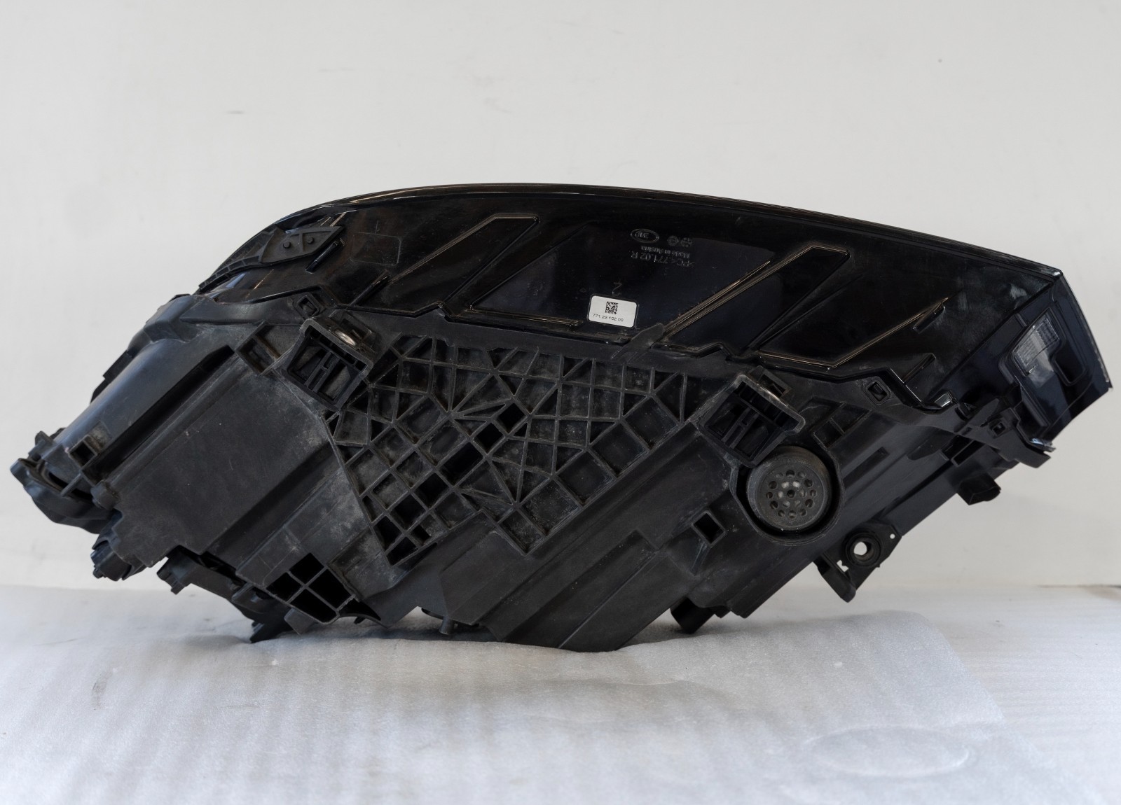 Audi Q7 Headlight OEM 2017-2019 Right Passenger Side Genuine XENON HID – Image 12