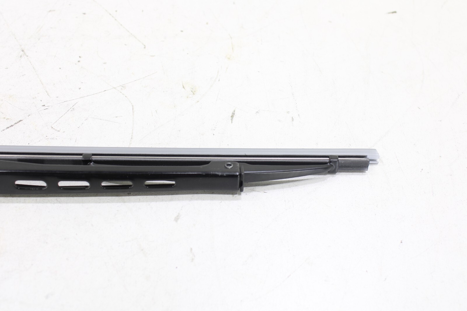 Audi A6 S6 2005-2011 NEW Rear Windshield Wiper Arm w/ Blade 4F9955407 - Image 4