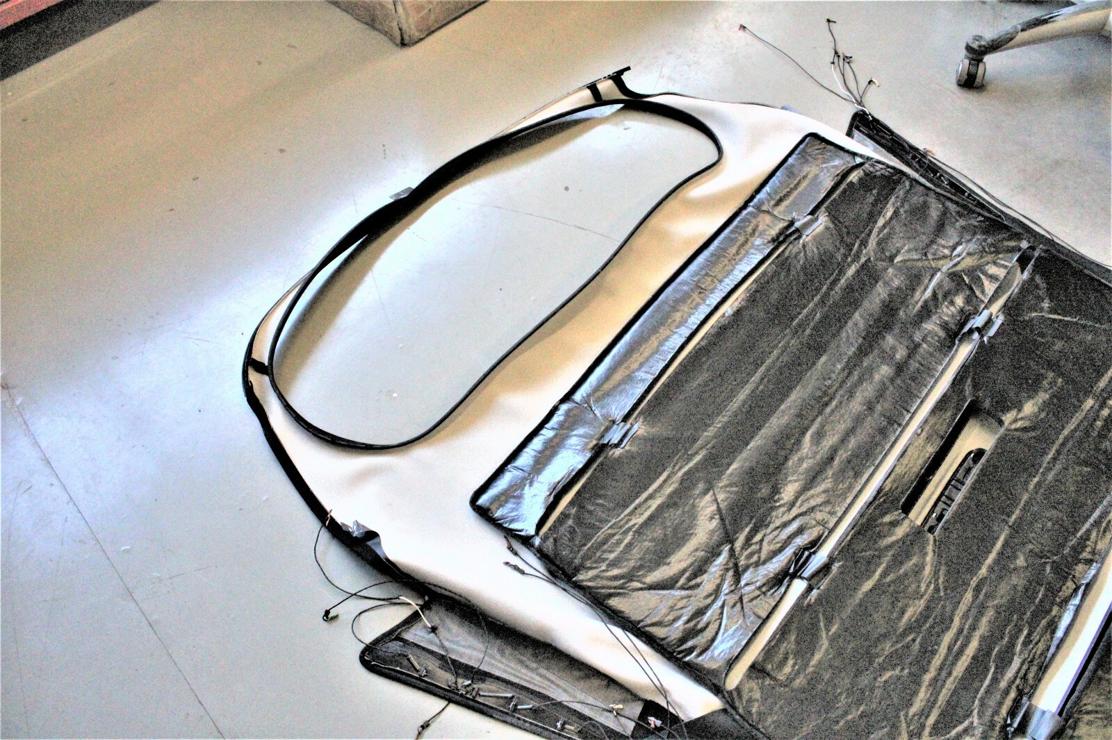 Mercedes E450 E53 E400 2018 2019 2020 OEM Convertible Soft Top Interior Trim - Image 4