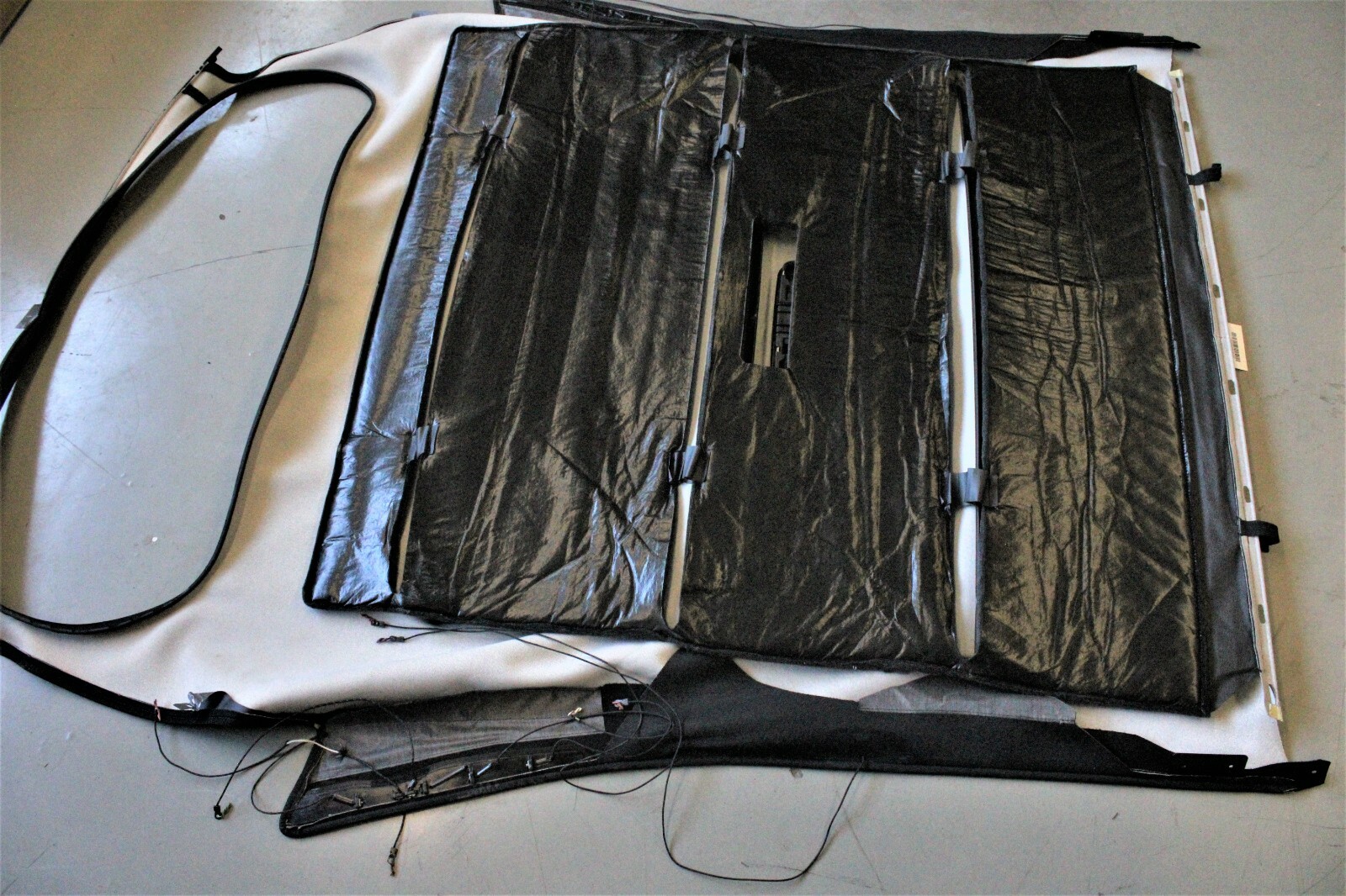 Mercedes E450 E53 E400 2018 2019 2020 OEM Convertible Soft Top Interior Trim - Image 10