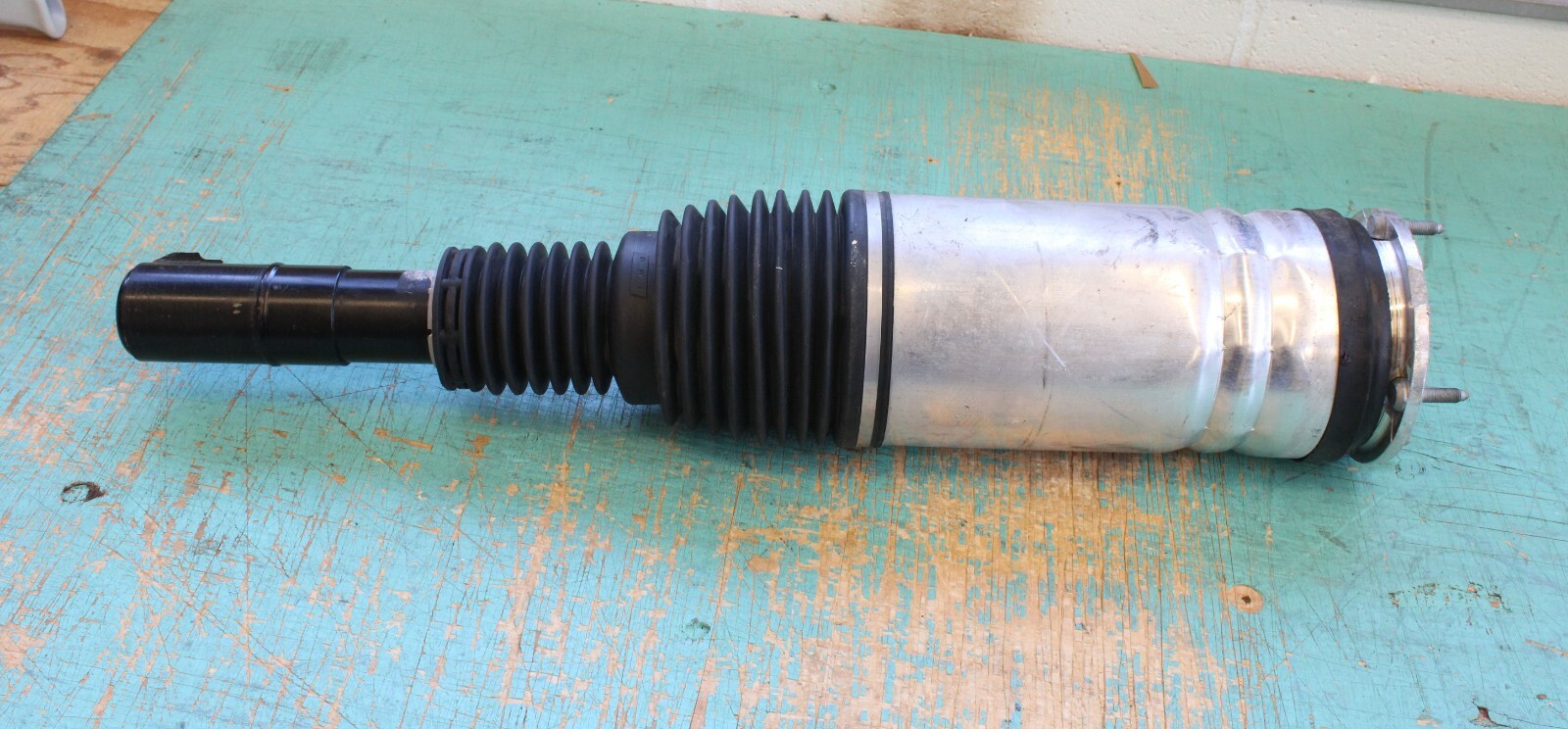 Range Rover Sport 2013-2022 OEM Front Right Shock Absorber Strut Assembly NARC - Image 2