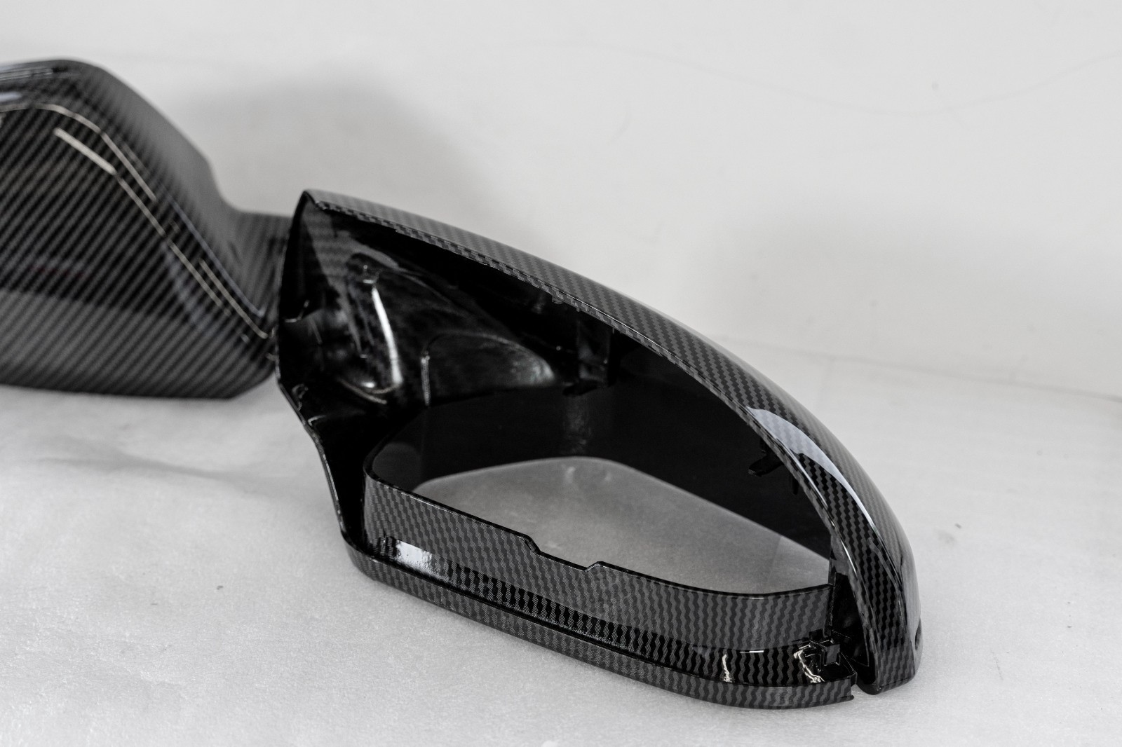 Audi A6 S6 Carbon Fiber LOOK Side view mirror covers Aftermarket 2013-2018 - Image 6