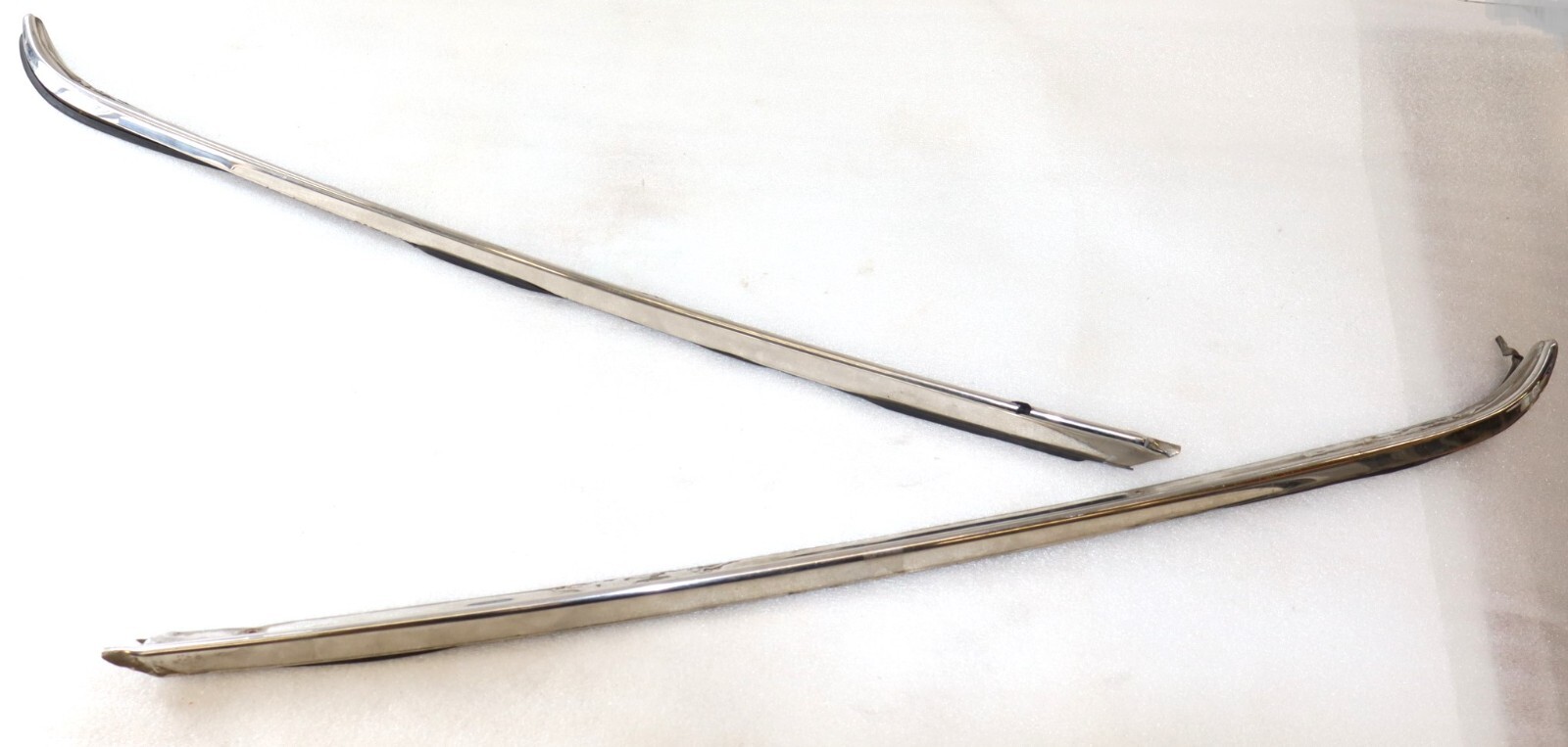Bentley Rolls Royce 1981-1998 OEM Windshield Chrome Trim And Rain Deflectors - Image 3