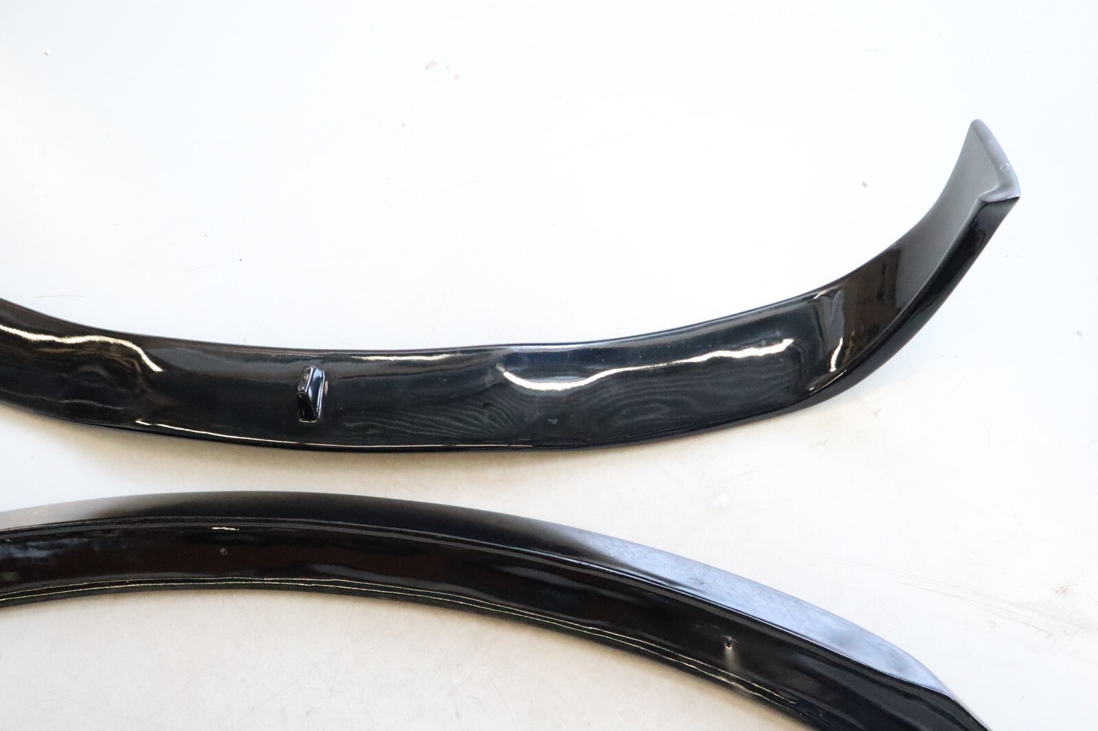 Porsche Cayenne 2011-2018 Tailgate Trunk Lid Spoiler Black 2PCS - Image 13