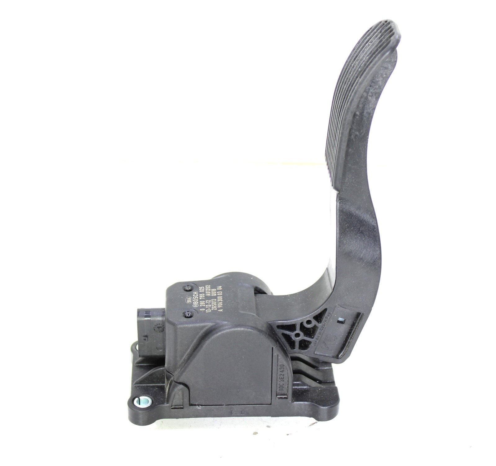 Mercedes Sprinter 1500 2500 3500 2014-2023 OEM Accelerator Pedal W/ Sensor - Image 2