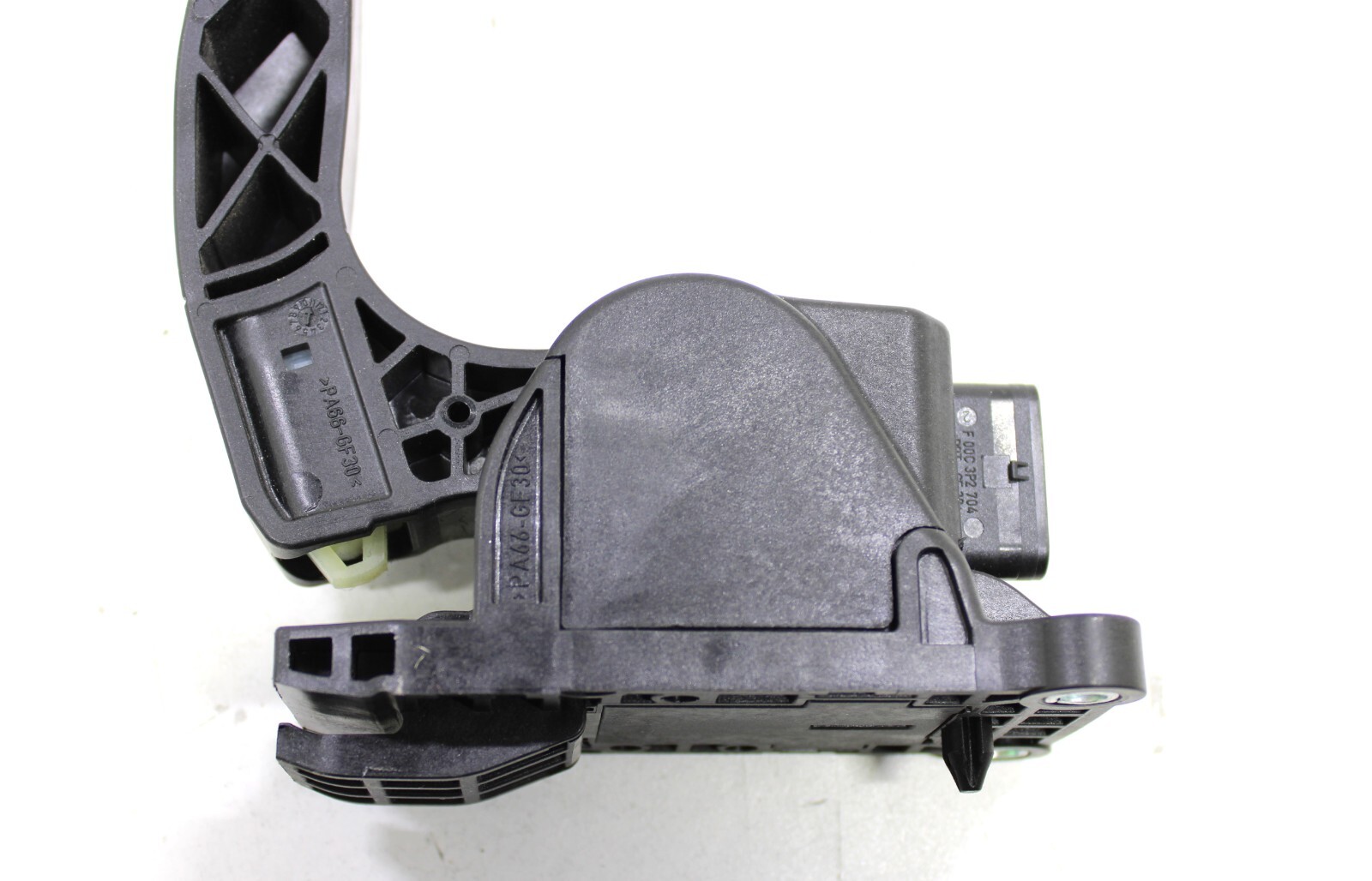 Mercedes Sprinter 1500 2500 3500 2014-2023 OEM Accelerator Pedal W/ Sensor - Image 11