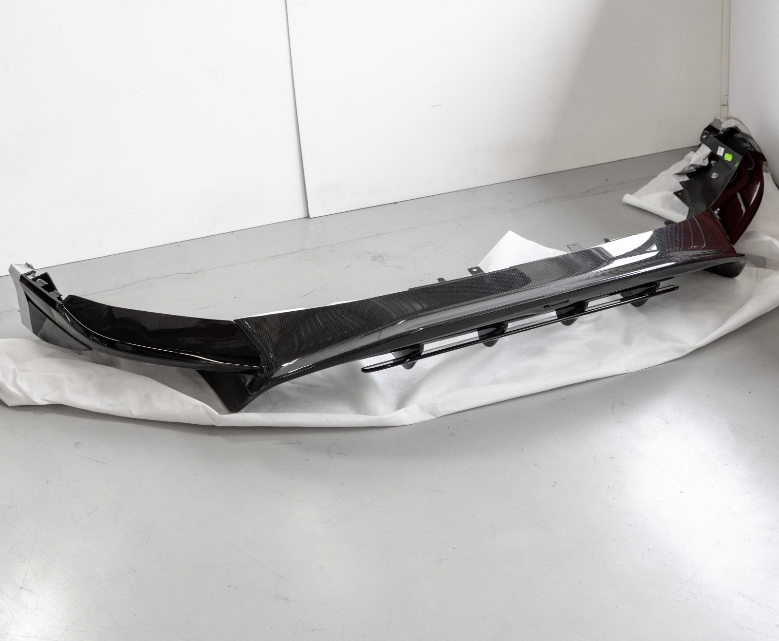 Aston Martin DBX 707 Rear Diffuser Panel Carbon Fiber 2022-2024 Genuine Original