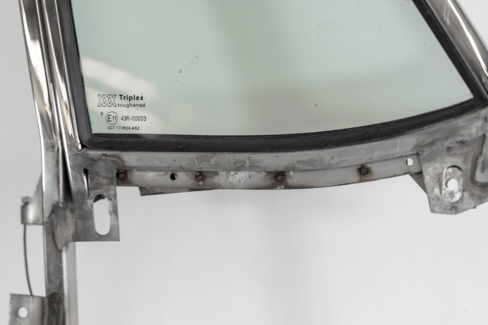 Bentley Rolls Royce 1983-1988 OEM Window Frame SWB Rear Left (Driver Side) - Image 10