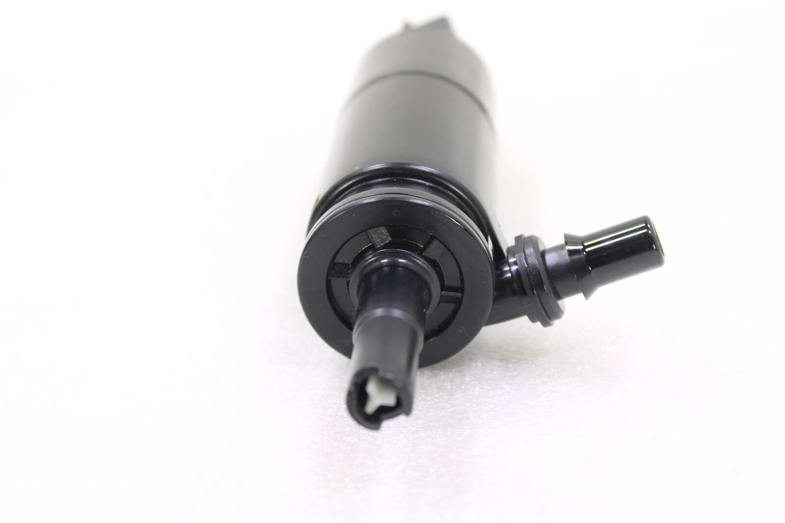 VW Audi Porsche 2011-2023 OEM New Headlight Washer Pump Front – Image 7