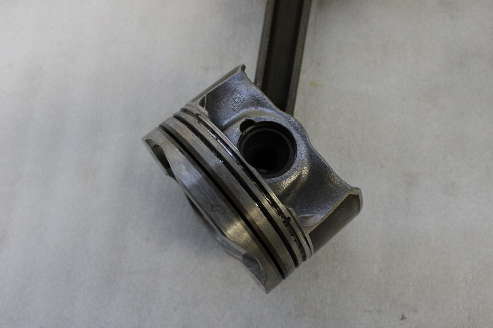 BMW 535 640 740 X1 X3 X5 X6 2012 2013 2014 2015 2016 OEM Piston w/Connecting Rod - Image 10
