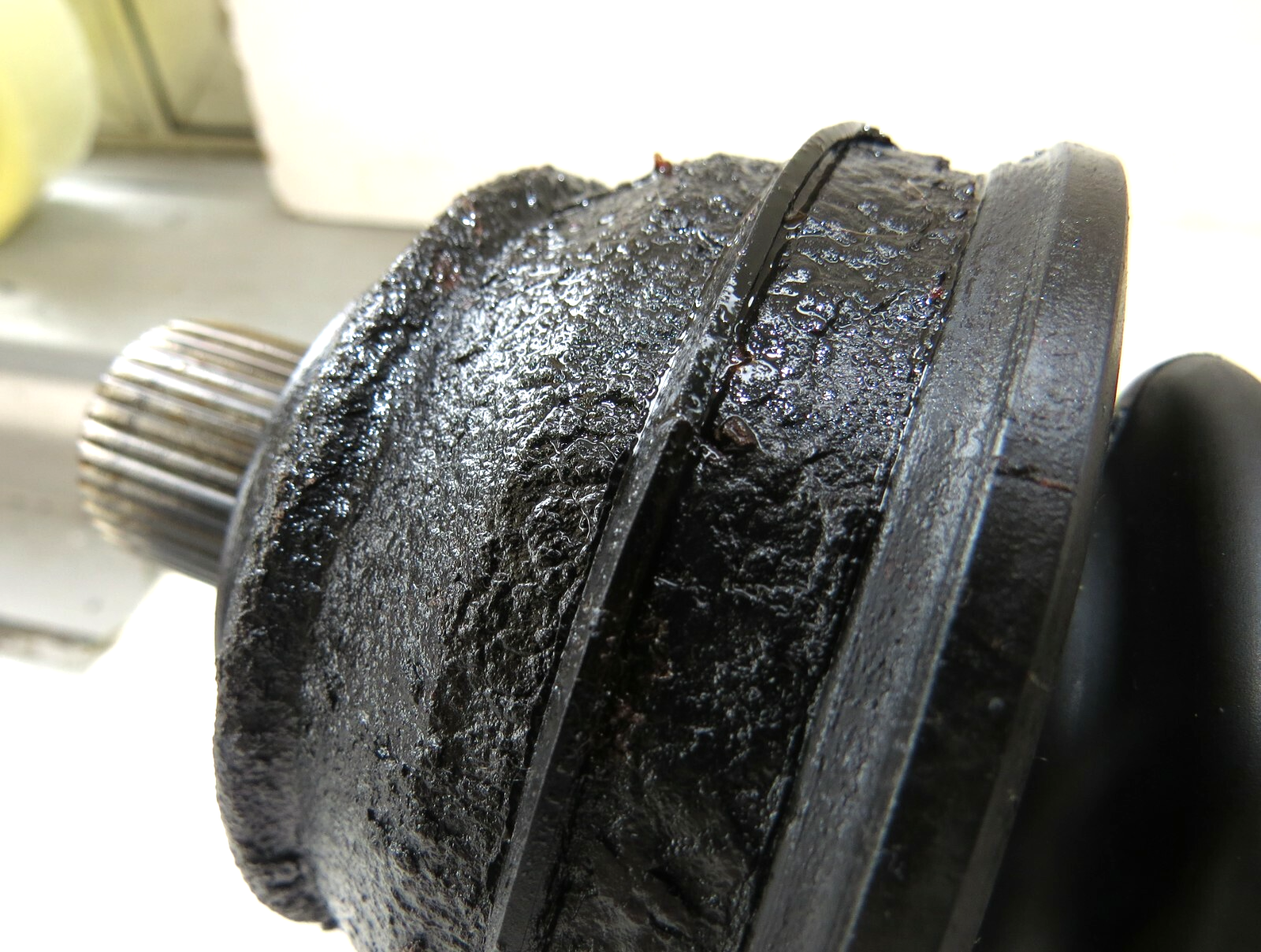 Audi A6 Quattro S6 2005-2011 OEM CV Axle Shaft Rear Left or Rear Right - Image 9