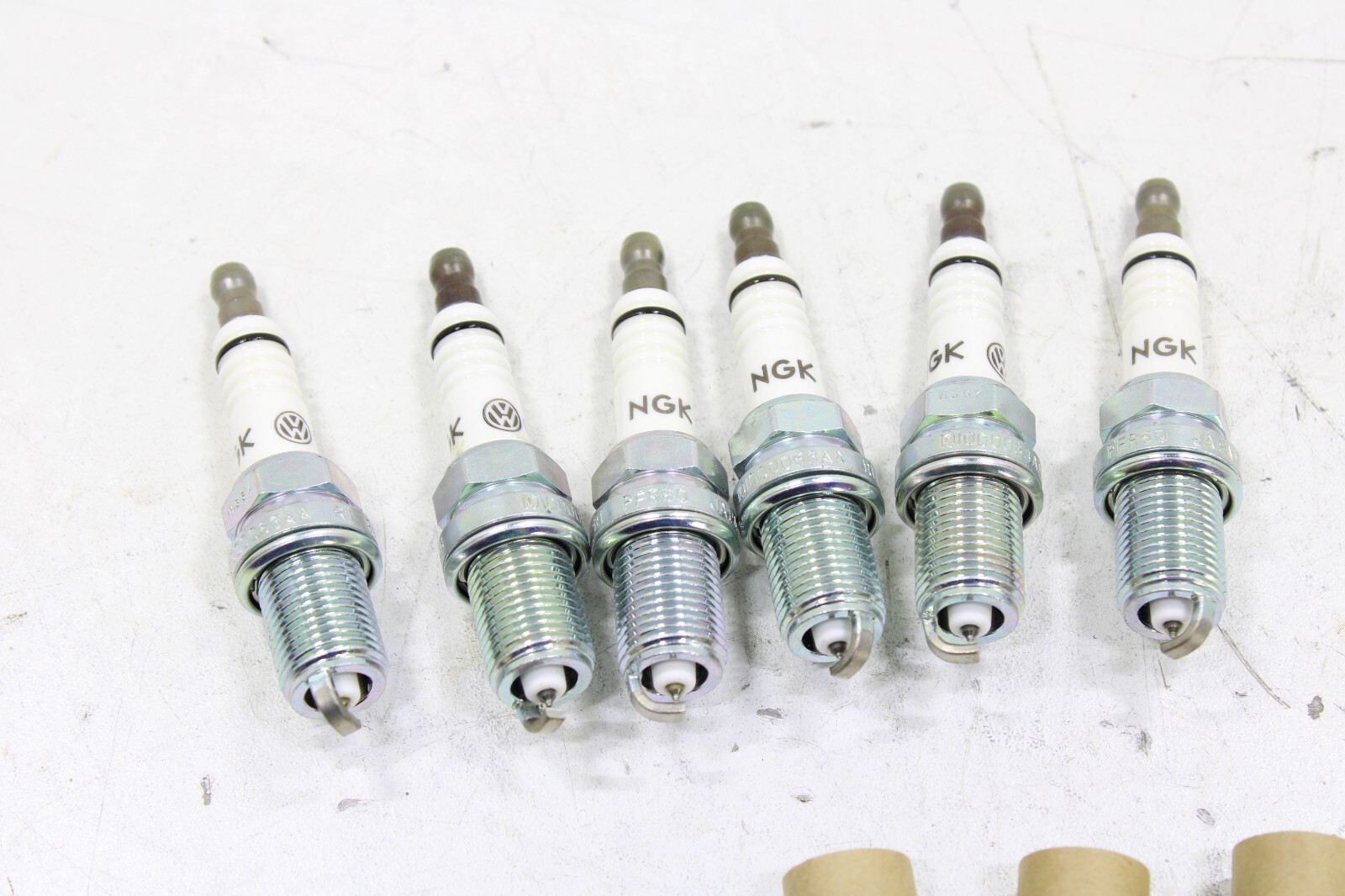 Bentley Audi Volkswagen 2004-2016 OEM NEW Ignition Spark Plug Set of 6 - Image 2
