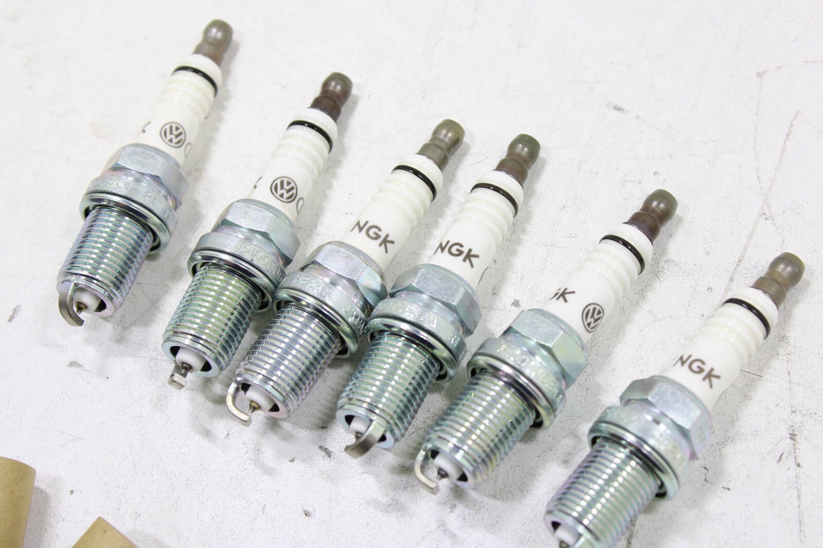 Bentley Audi Volkswagen 2004-2016 OEM NEW Ignition Spark Plug Set of 6 - Image 6