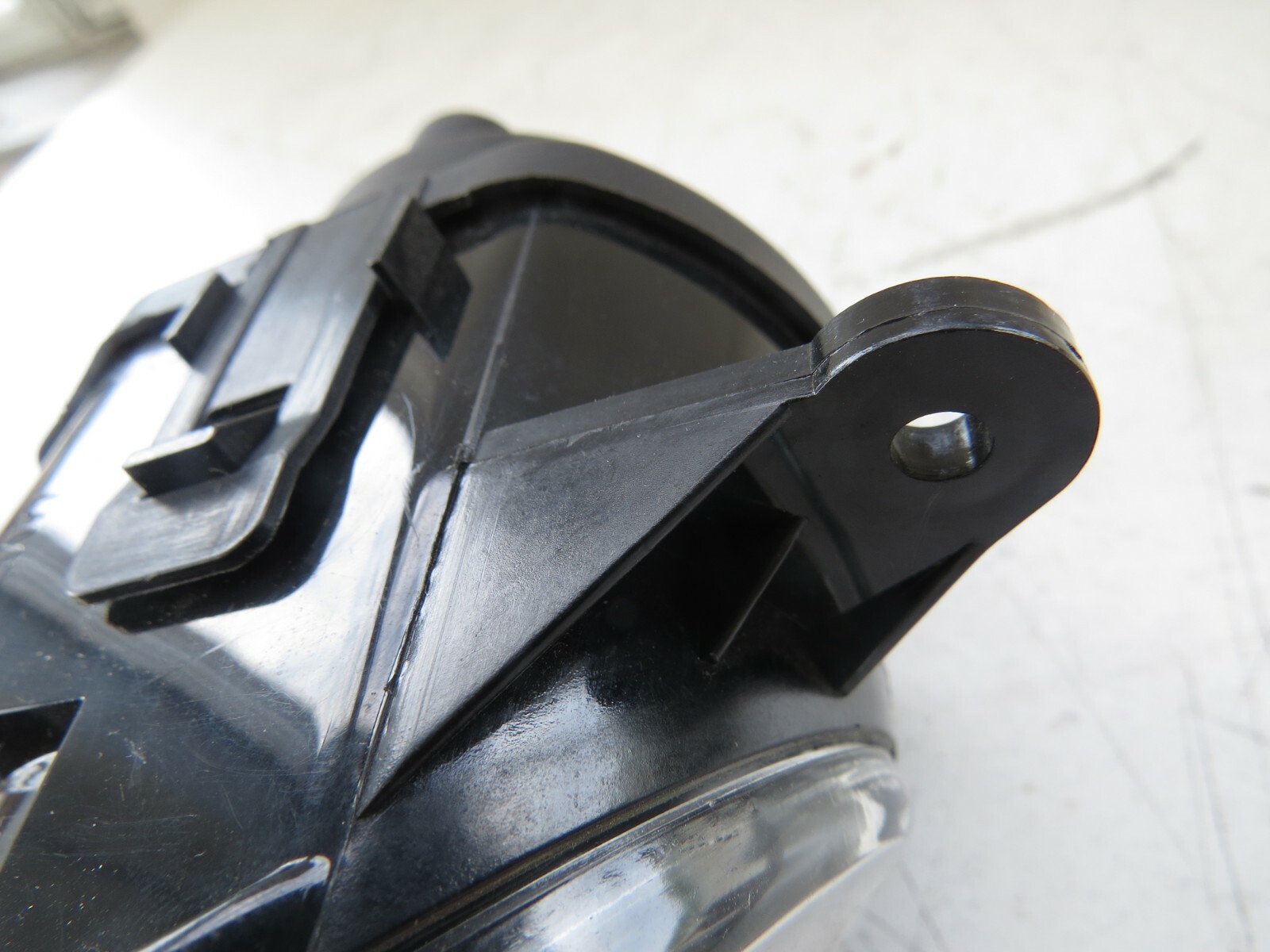 Audi A6 2002-2004 OEM Front Left Fog Light Unit - Image 6