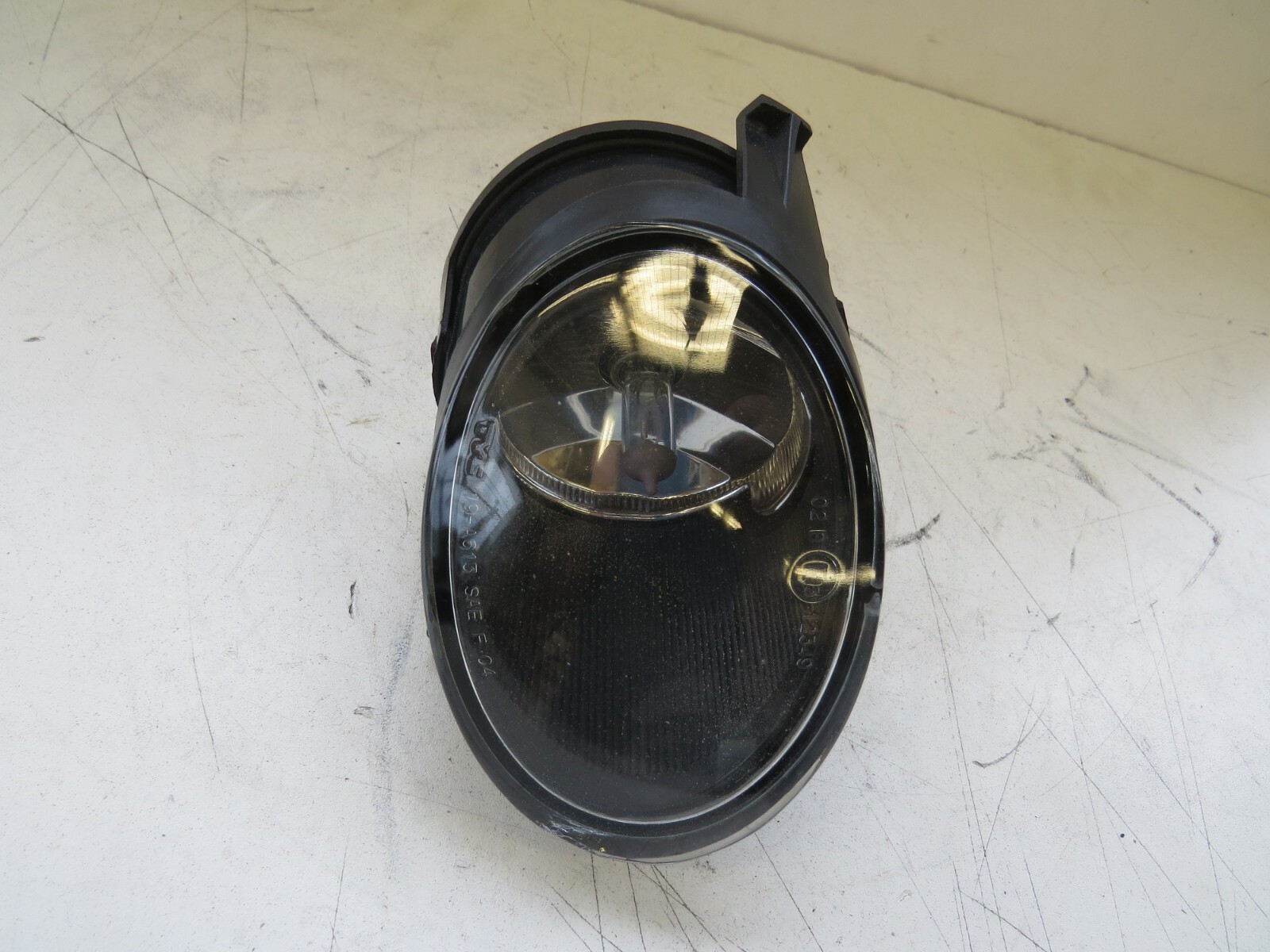 Audi A6 2002 2003 2004 OEM Fog Light Front Left 4B0941699C - Image 2