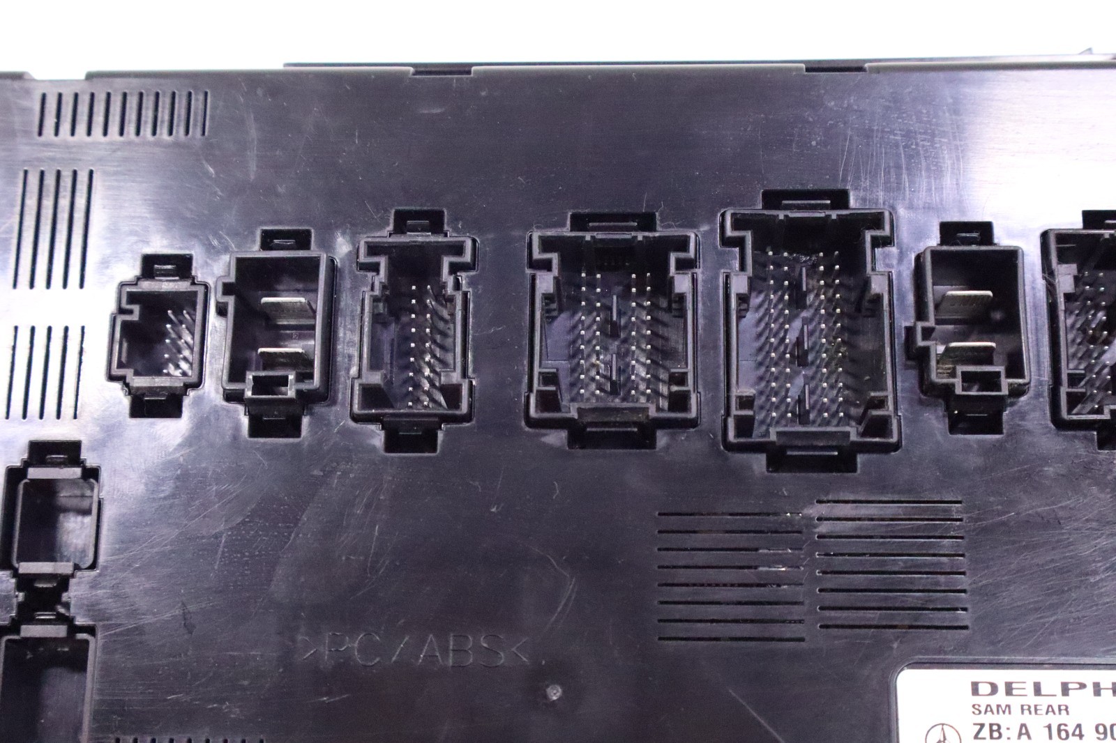 Mercedes GL ML R X164 W164 W251 2002-2012 OEM SAM Module Rear - Image 12