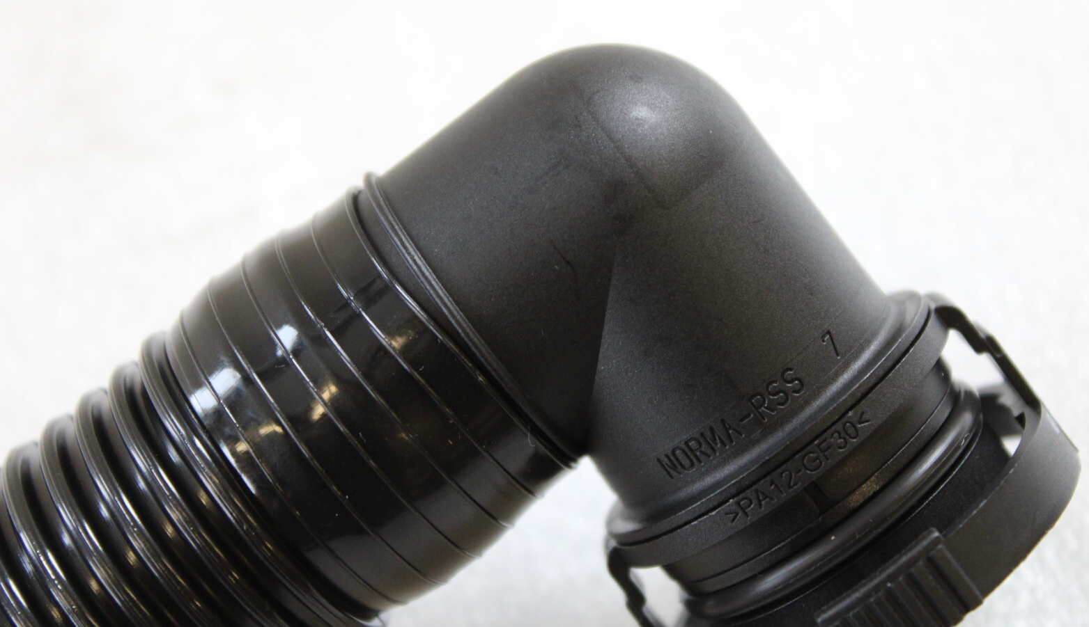 Bentley Continental 2003-2018 OEM NEW New Connecting Hose Lower - Image 5